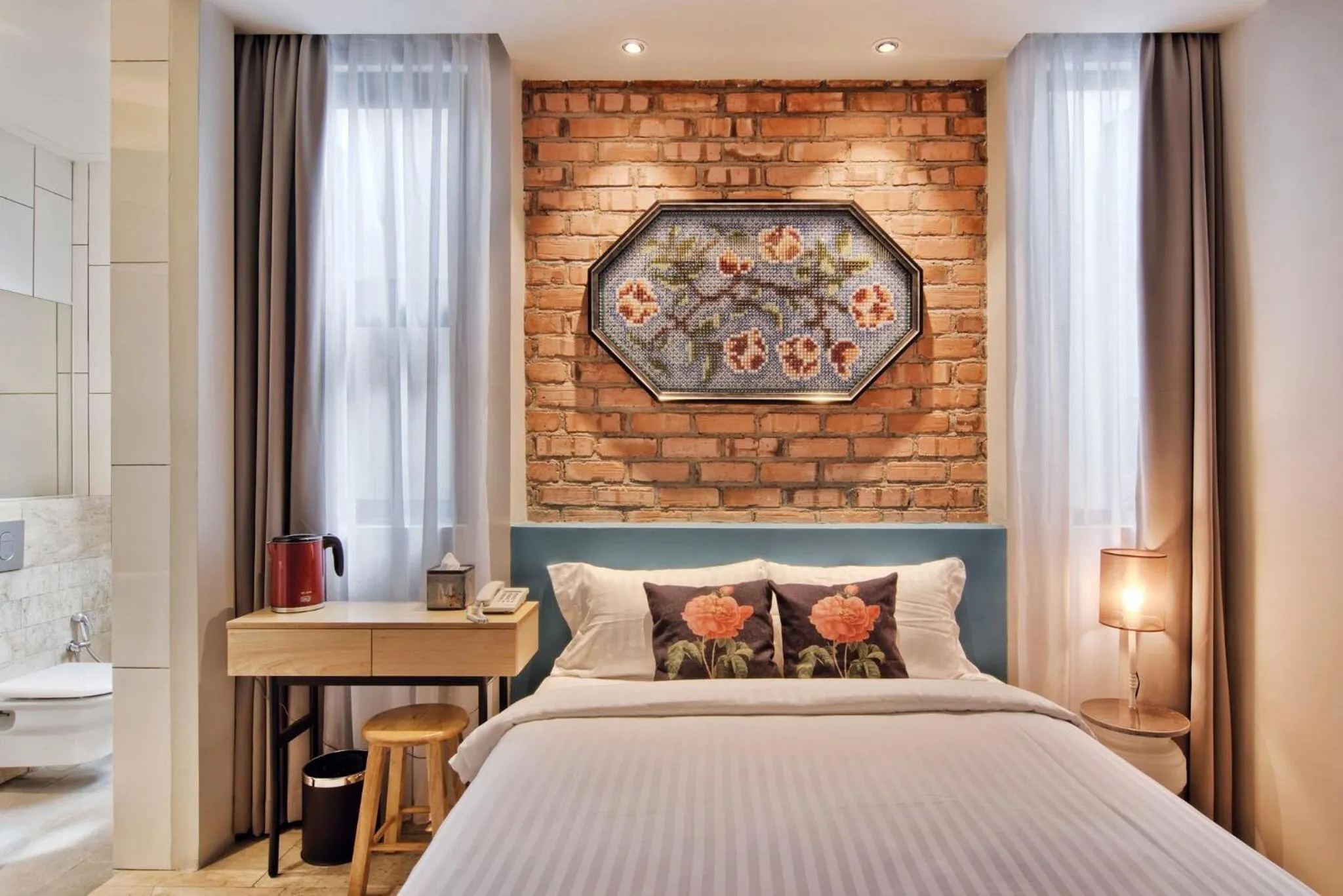 Bed in Timez Hotel Melaka