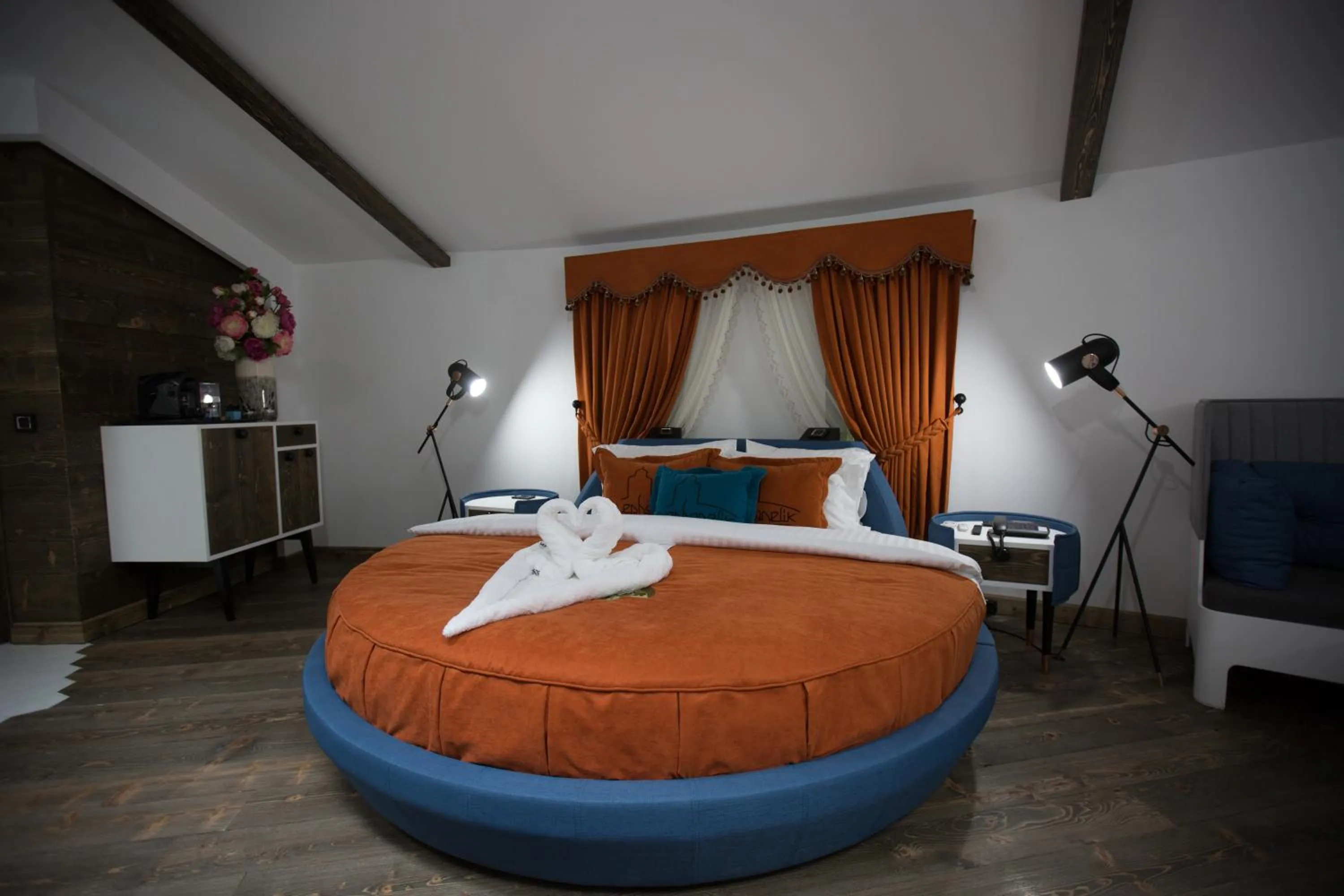 Decorative detail in Cephanelik Butik Hotel