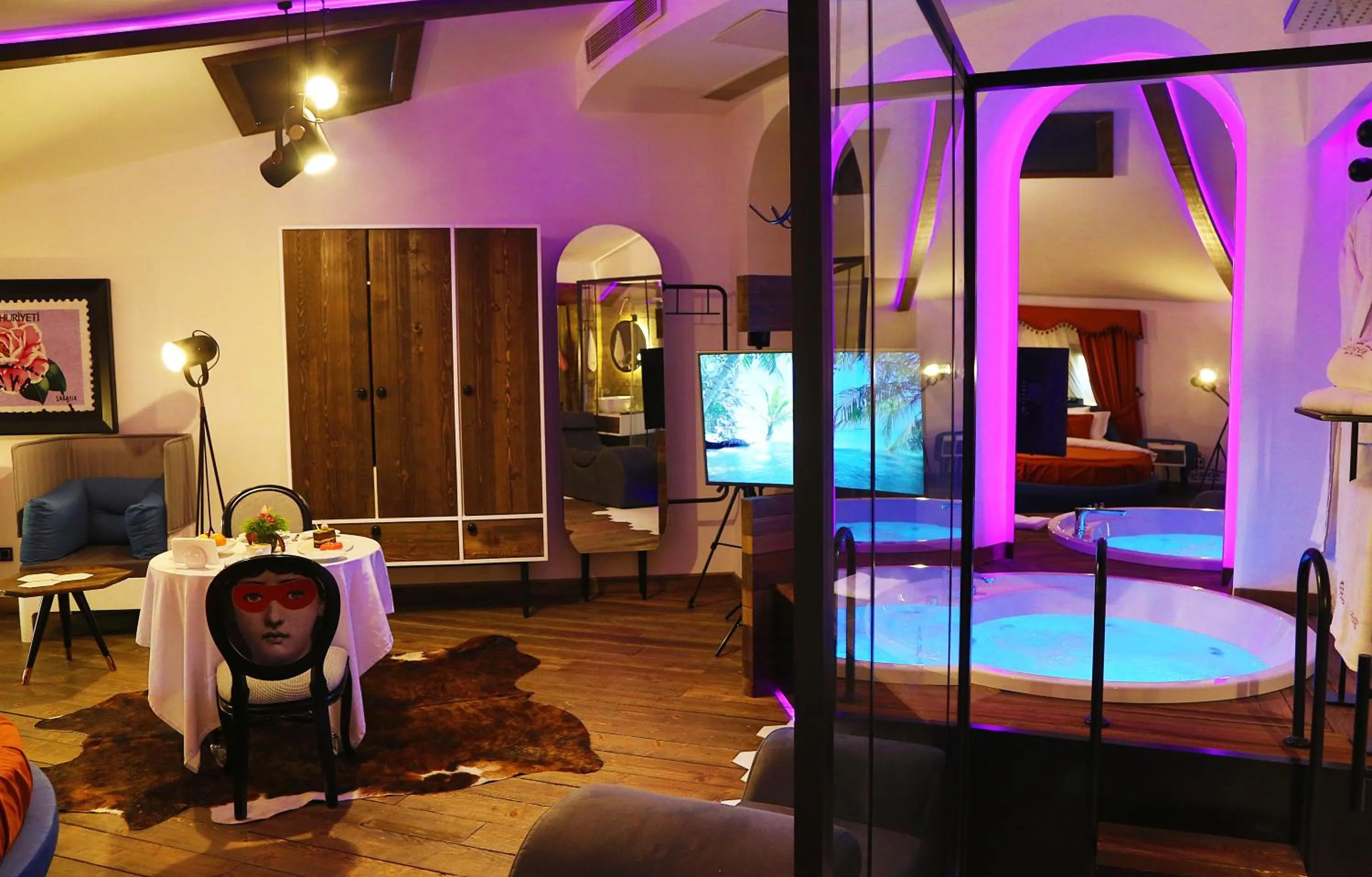 Shower in Cephanelik Butik Hotel