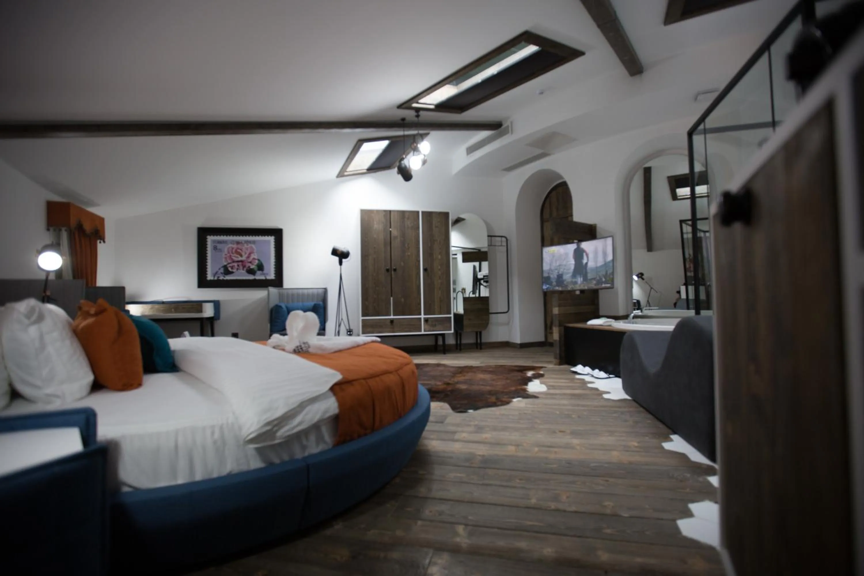 Photo of the whole room in Cephanelik Butik Hotel