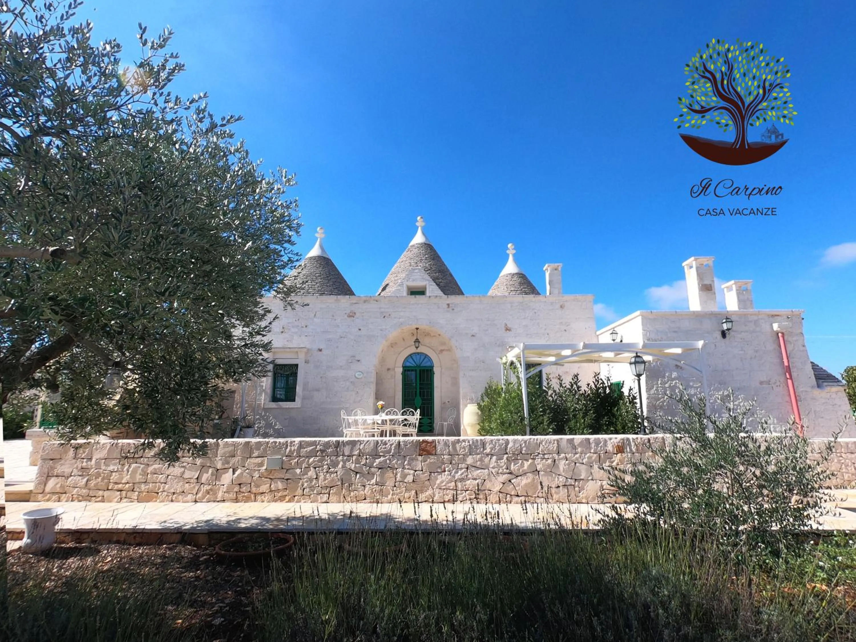 Property building in Il Carpino