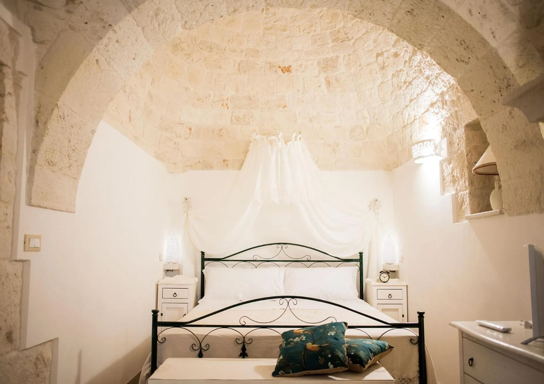 Bedroom, Bed in Il Carpino