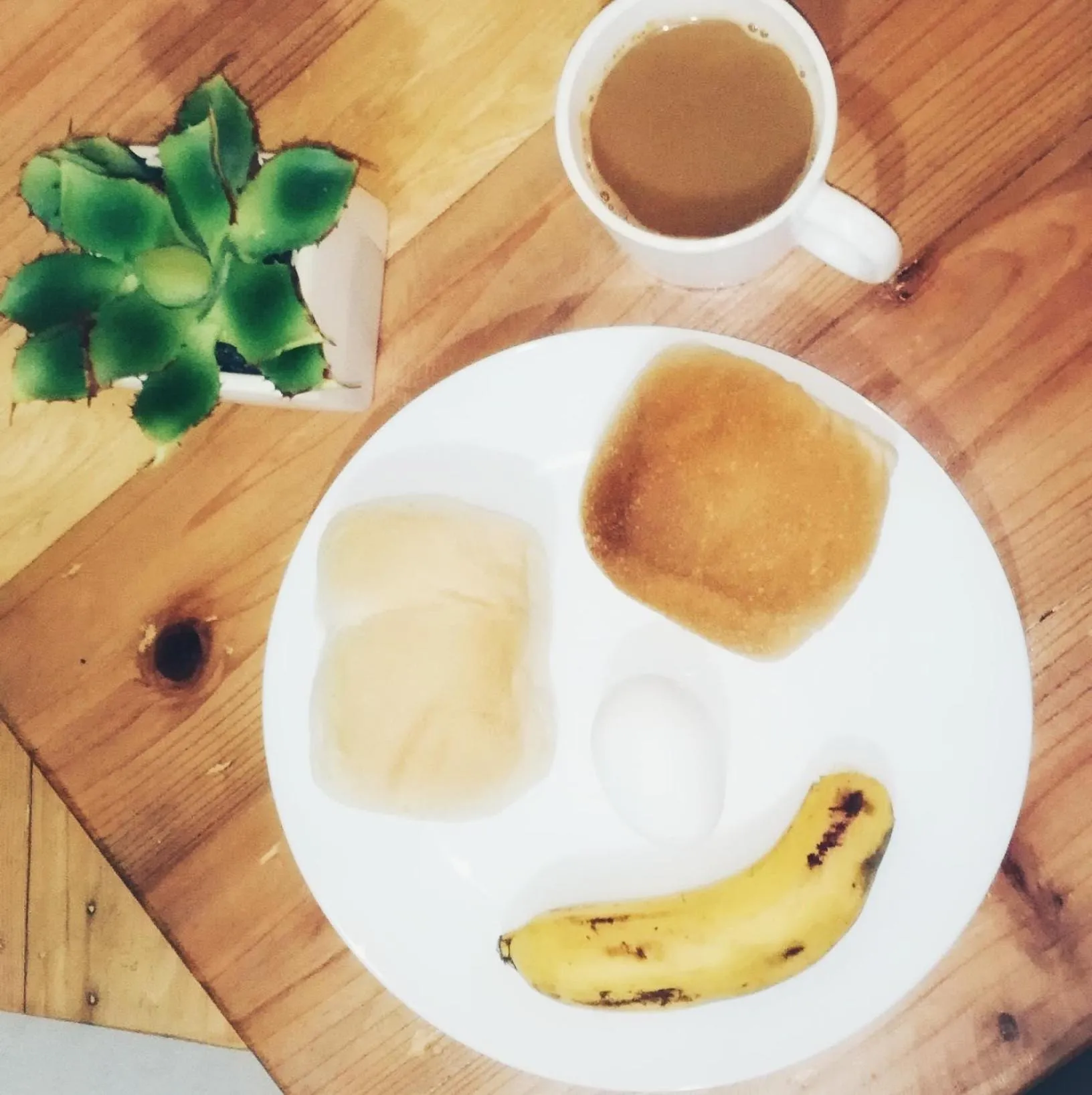 Breakfast in Backpackers Homestay - NomadsMNL