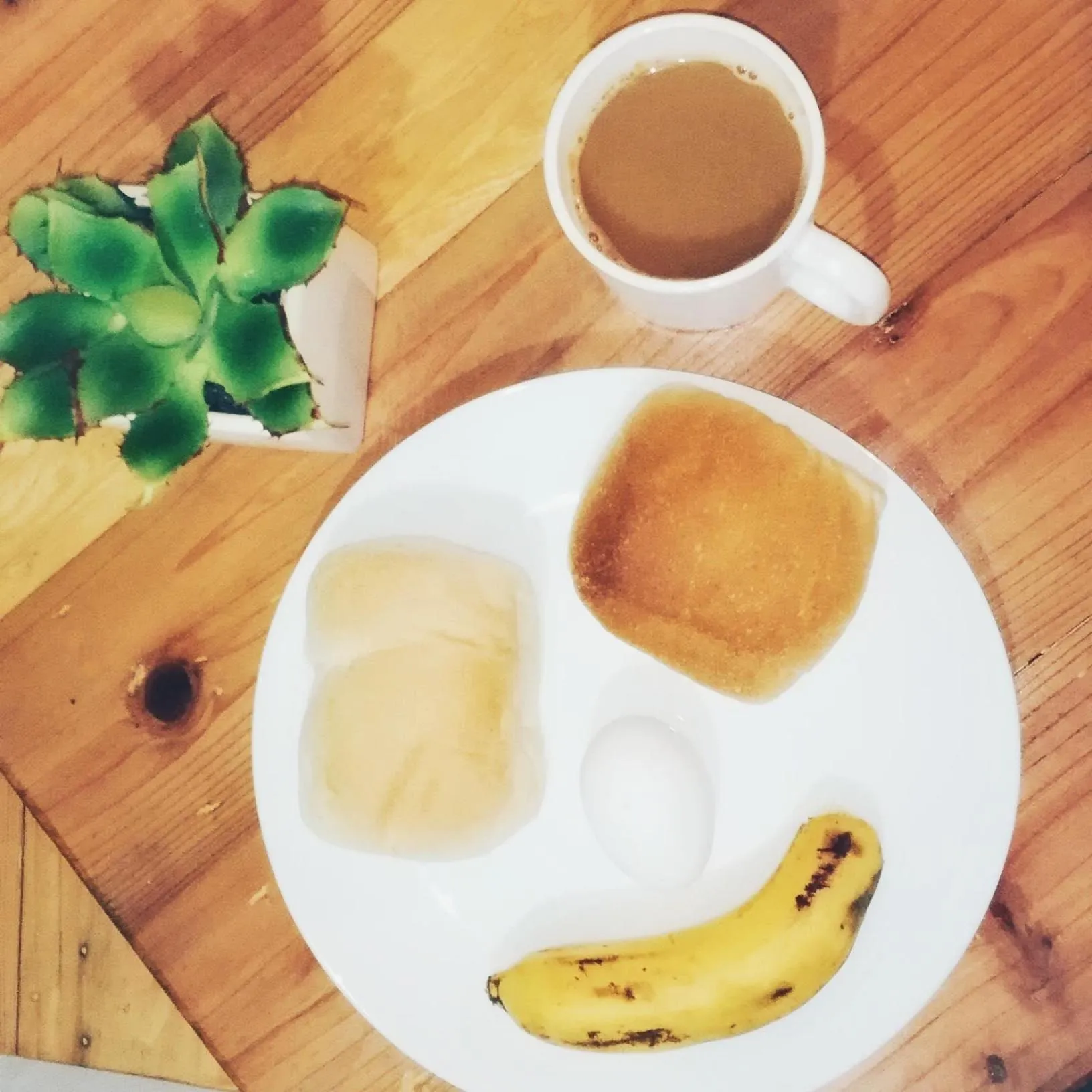 Breakfast in Backpackers Homestay - NomadsMNL