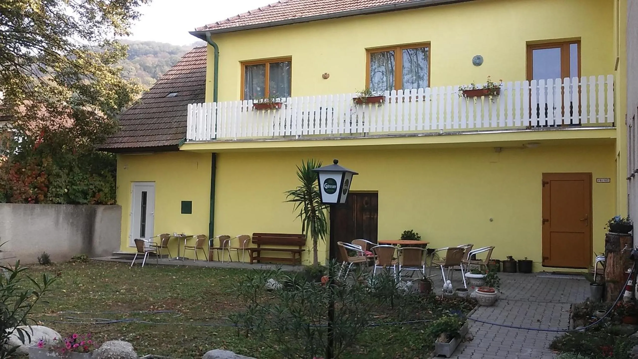 Property building in Gasthaus Schwarzer Adler