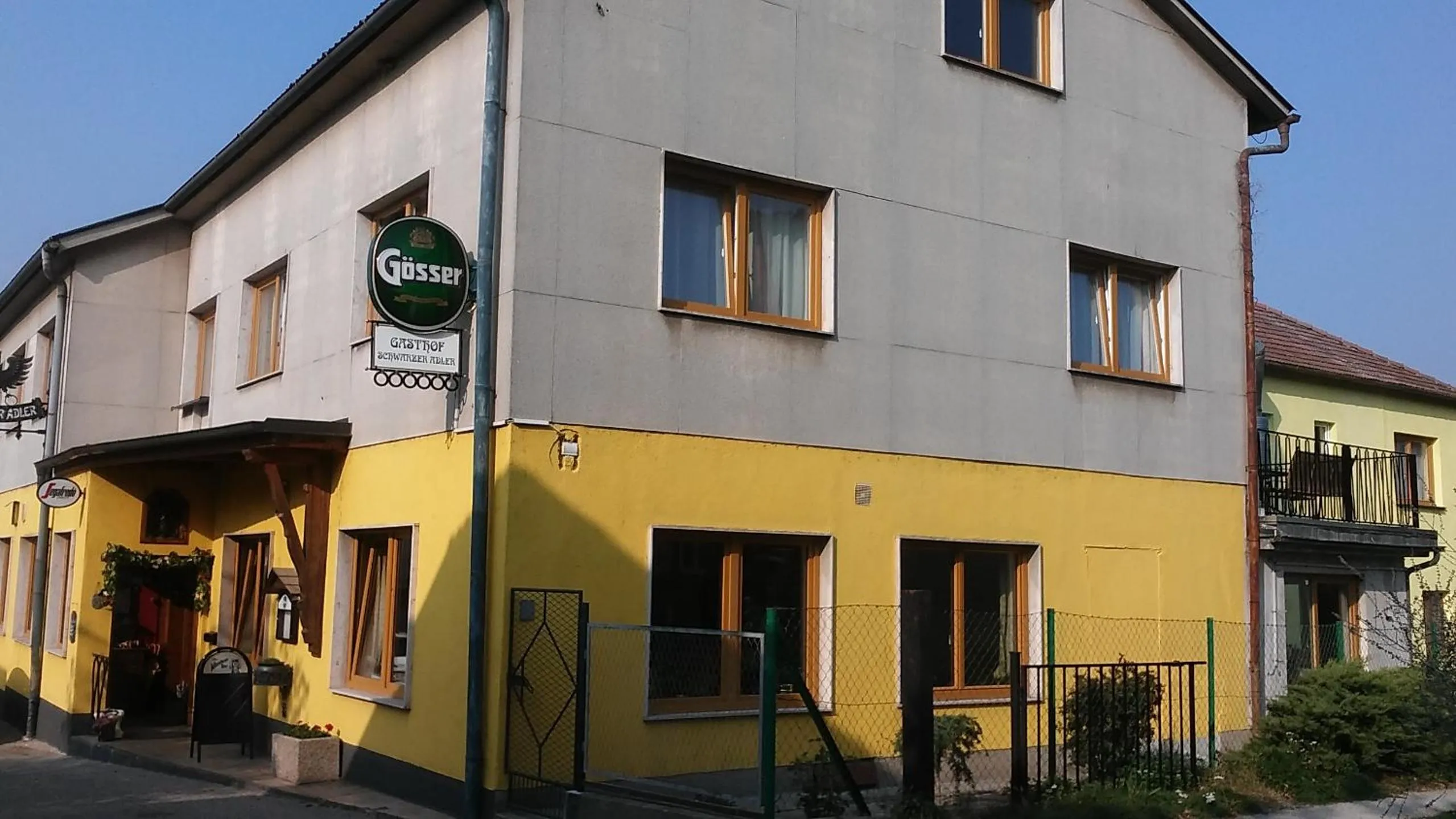 Property building in Gasthaus Schwarzer Adler