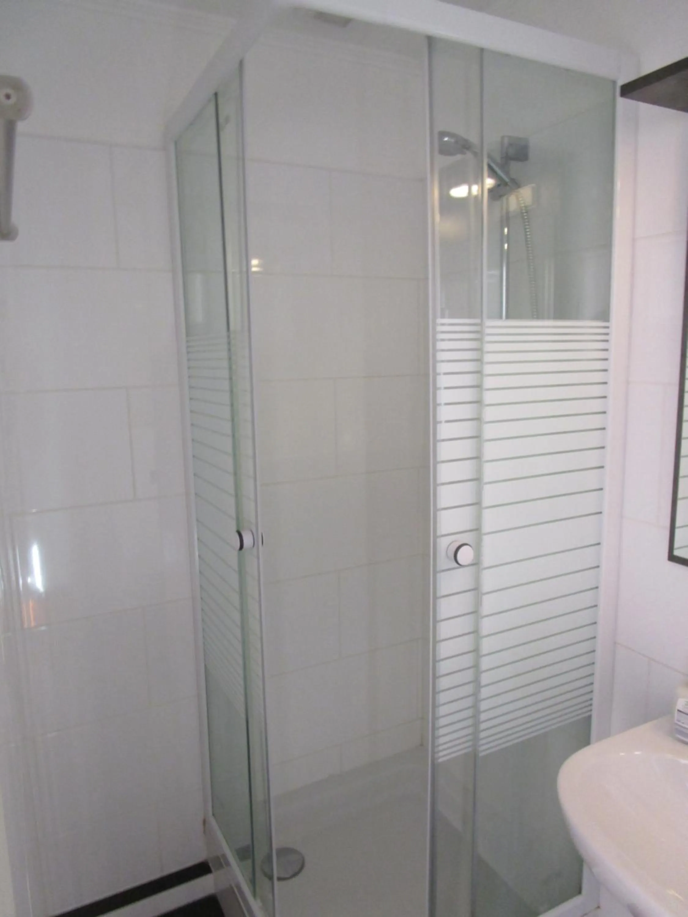 Bathroom in Gasthaus Schwarzer Adler