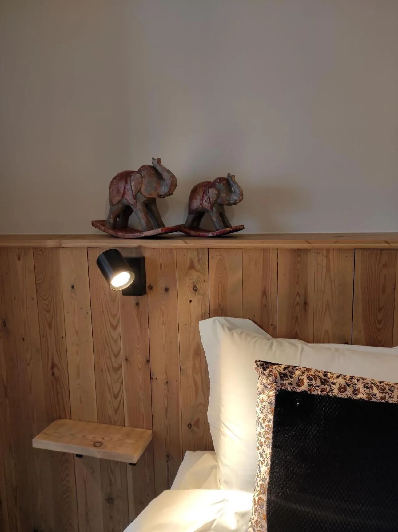 Bed in B&B In den Roden Schilt