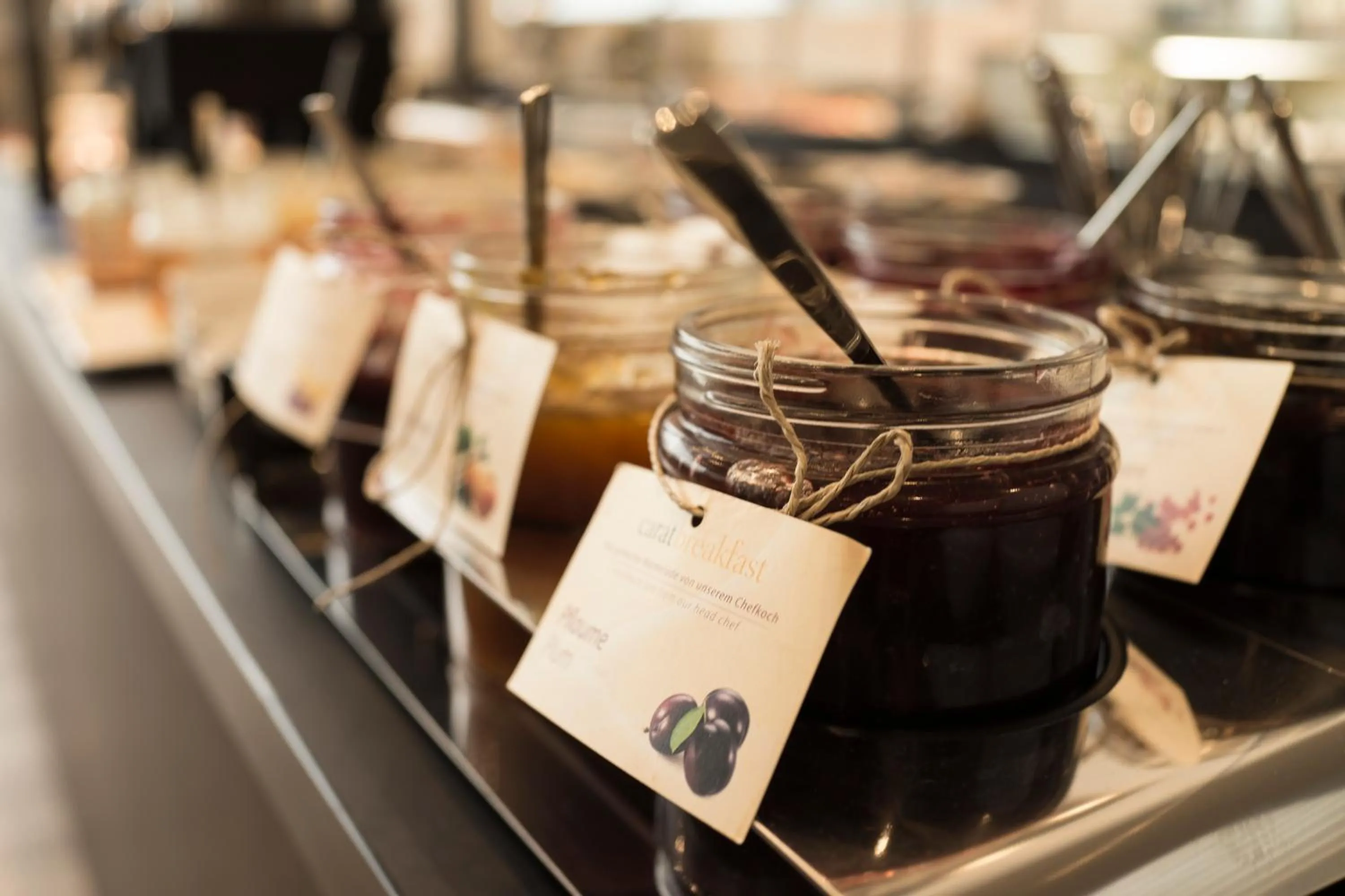 Breakfast in Carathotel Düsseldorf City