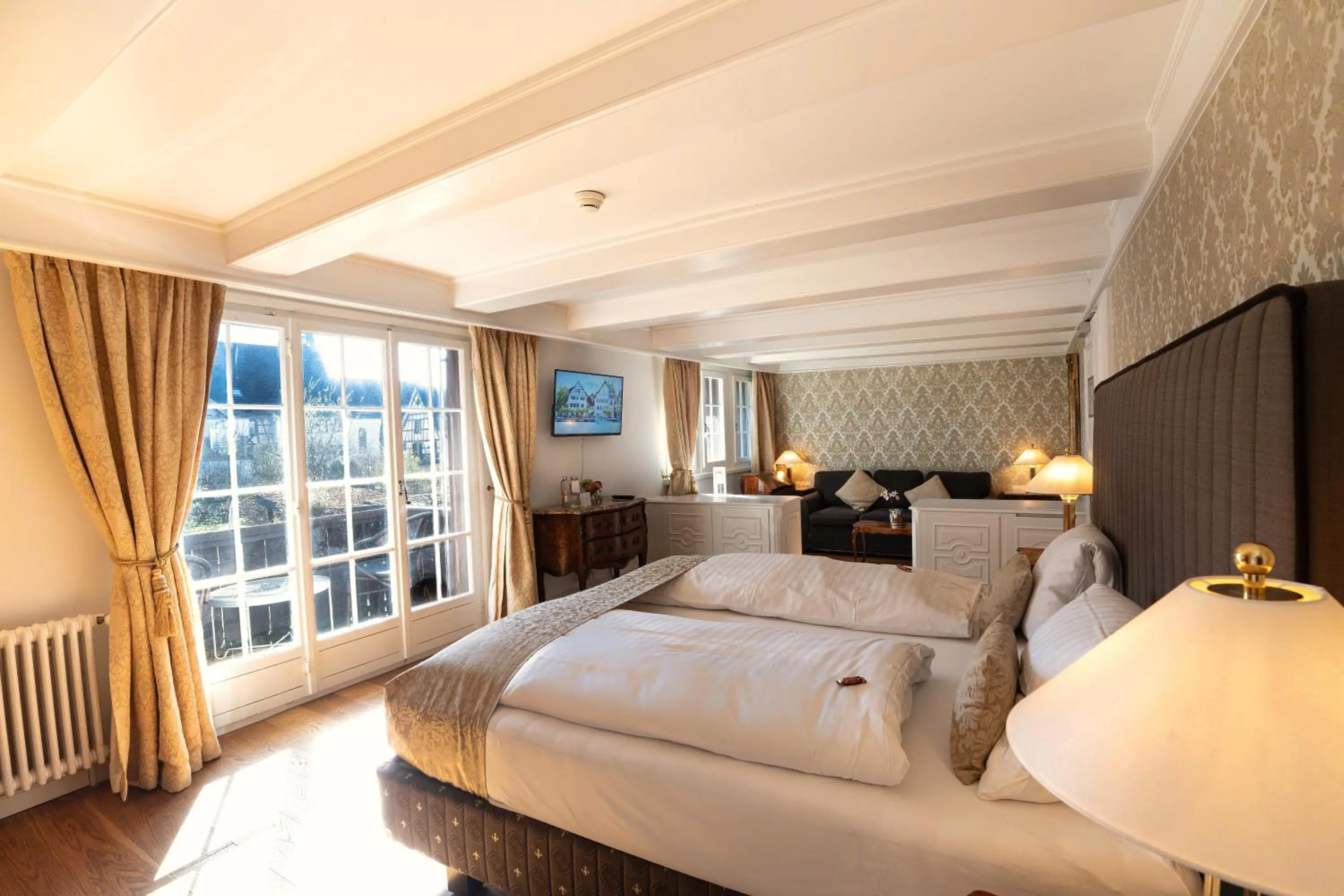 Bed in Hotel Porto Sofie Gottlieben