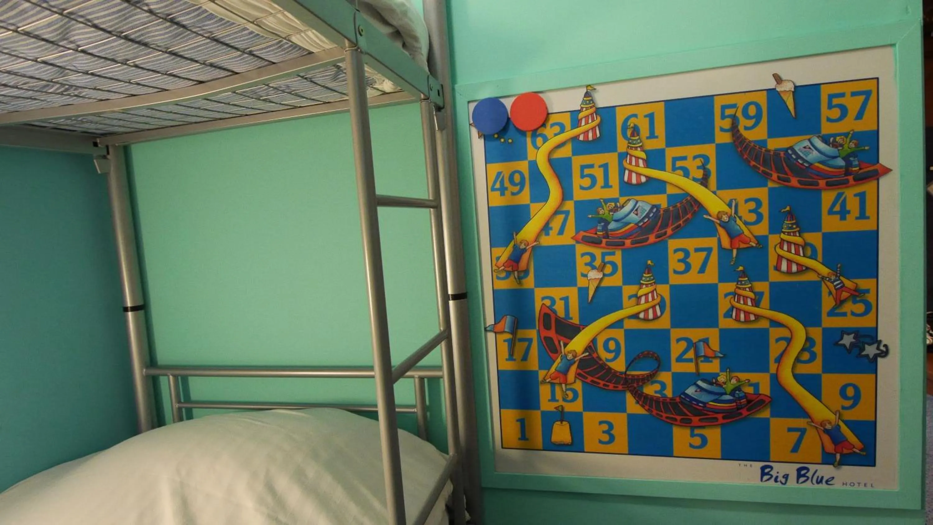 bunk bed, Bed in The Big Blue Hotel - Blackpool Pleasure Beach