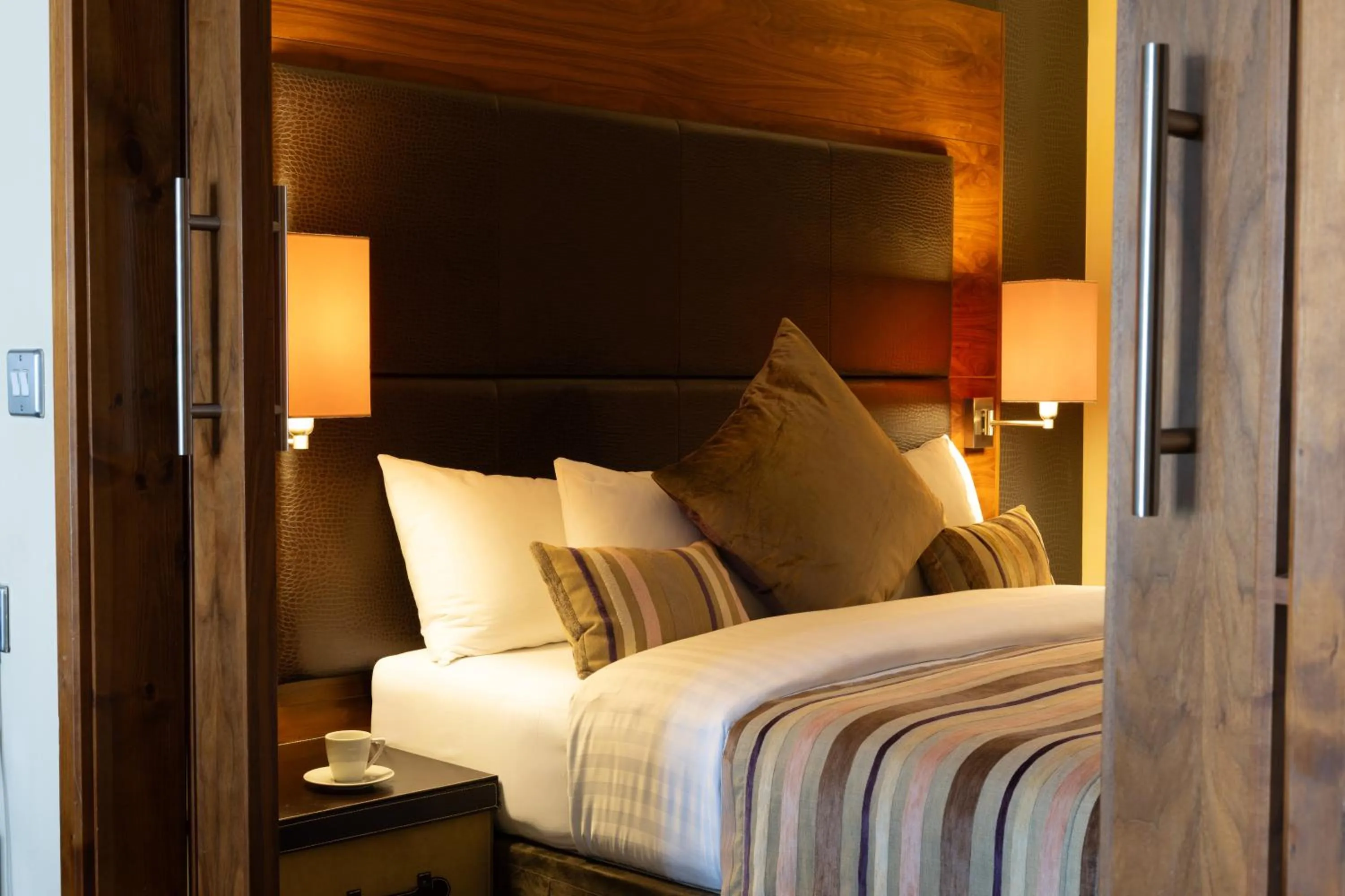 Bed in The Big Blue Hotel - Blackpool Pleasure Beach