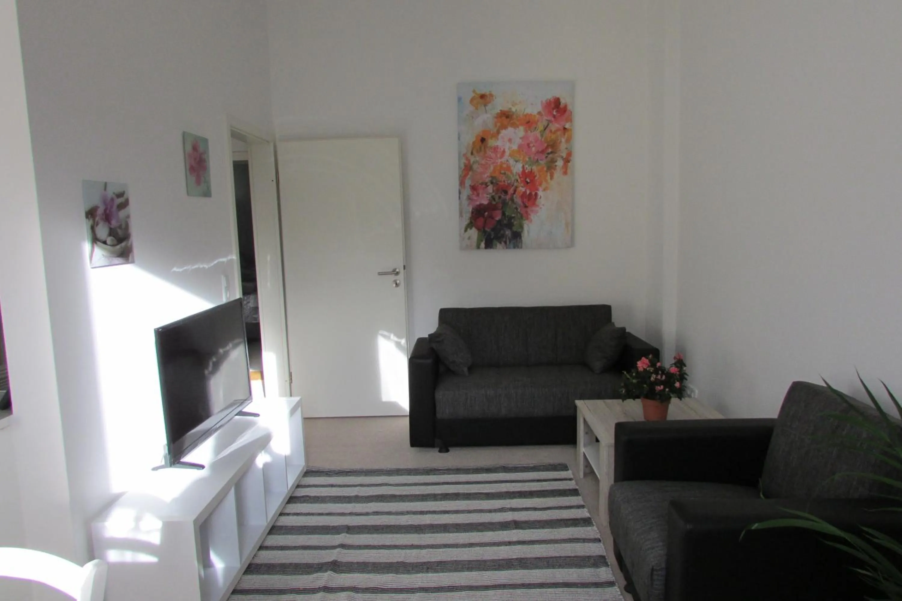 Living room in NoOaks