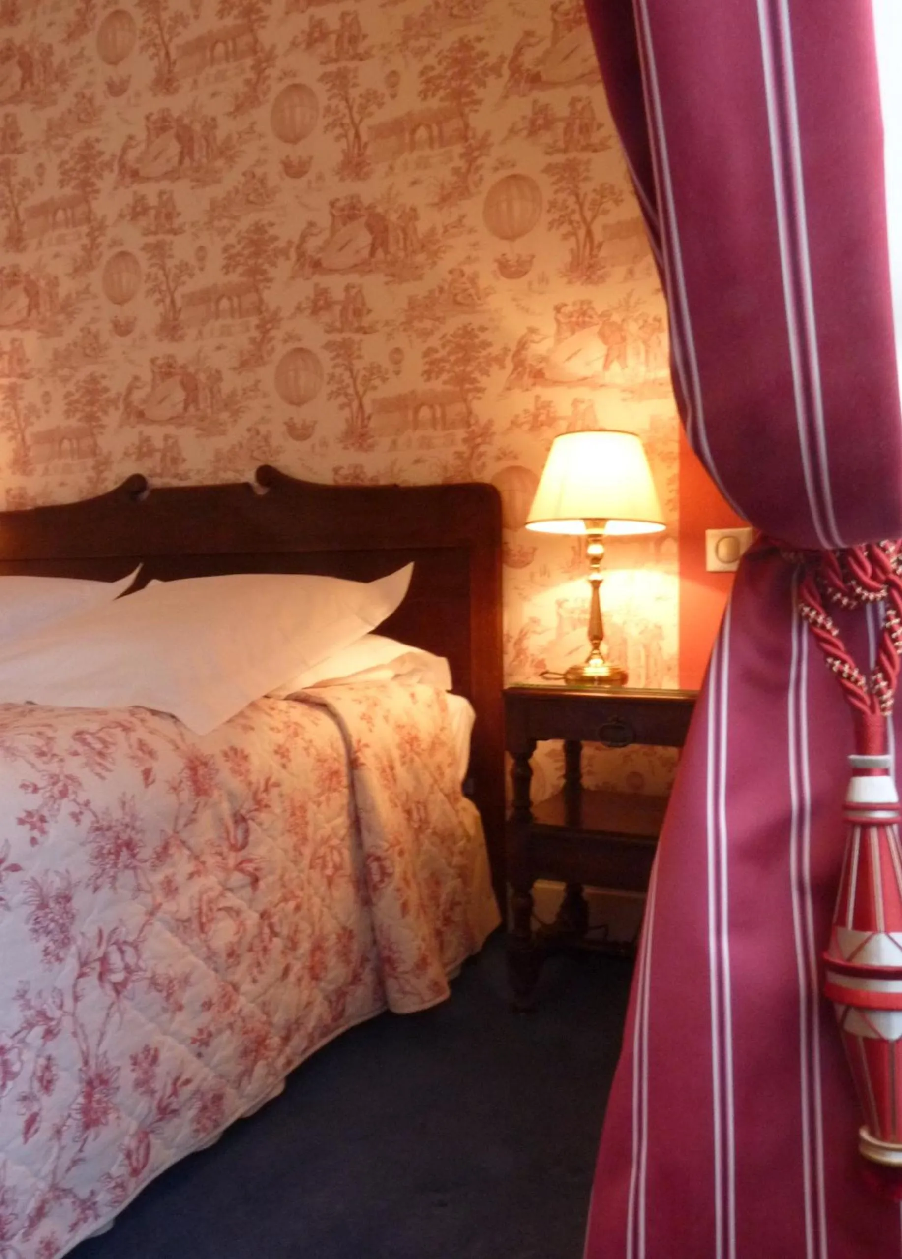 Decorative detail in Château d'Isenbourg & SPA