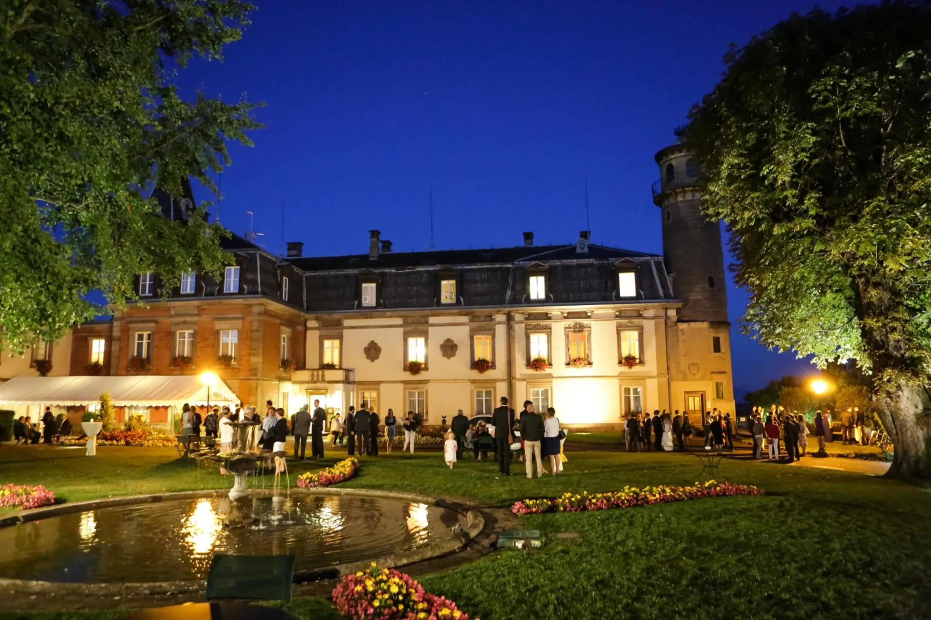Facade/entrance in Château d'Isenbourg & SPA