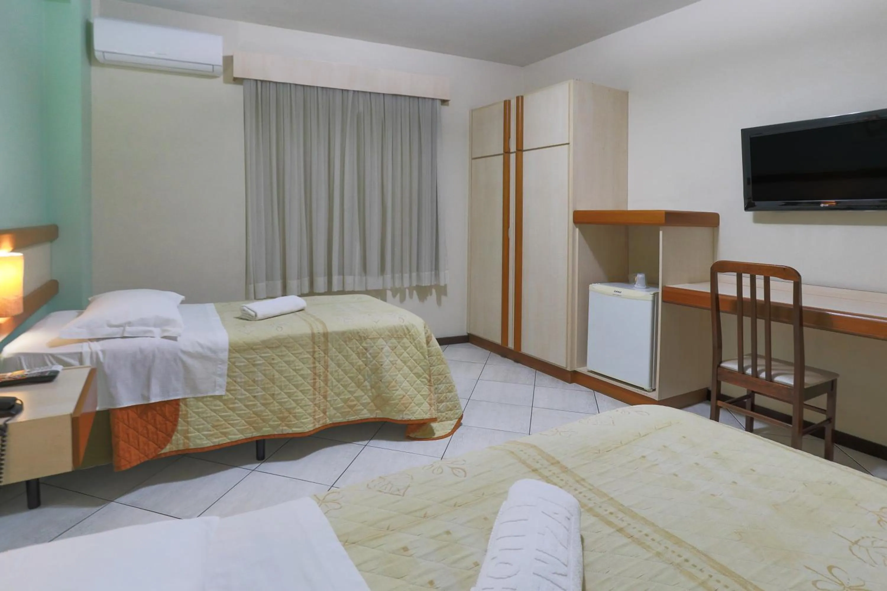 Photo of the whole room, Bed in Hotel Veneza