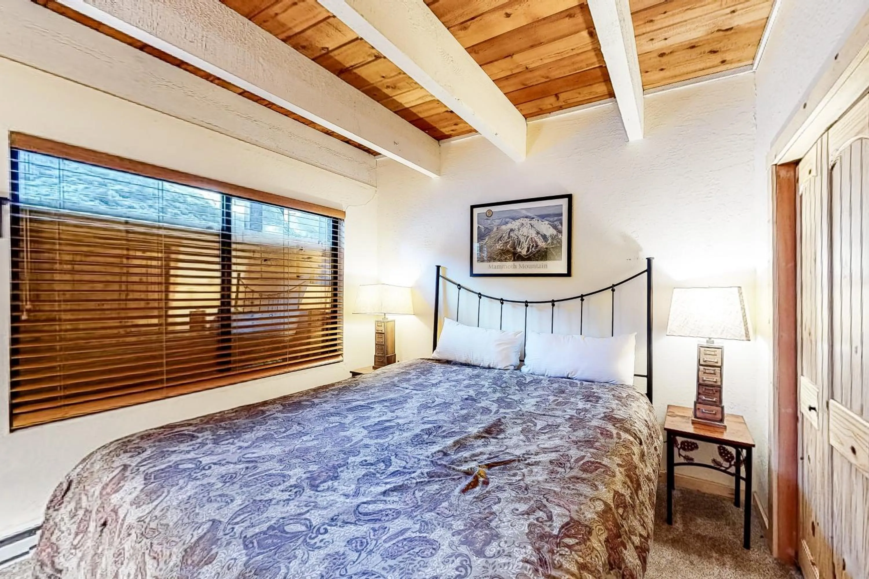 Bed in Val D'Isere 26