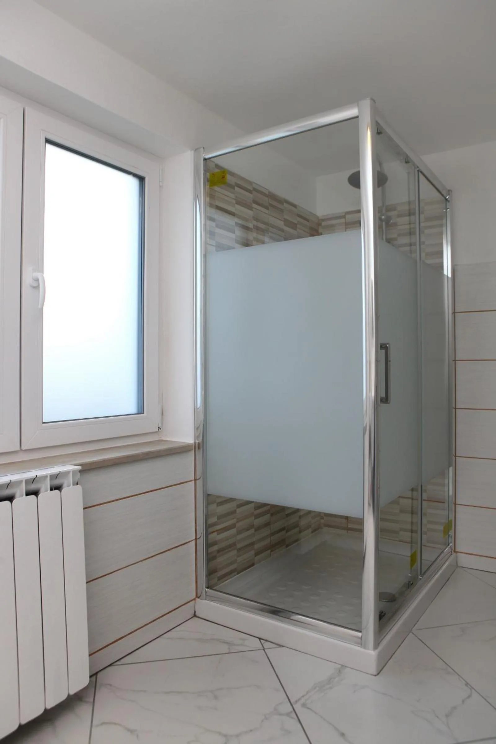 Shower in Apartmaji sončne terase - Sunny Terraces Apartments
