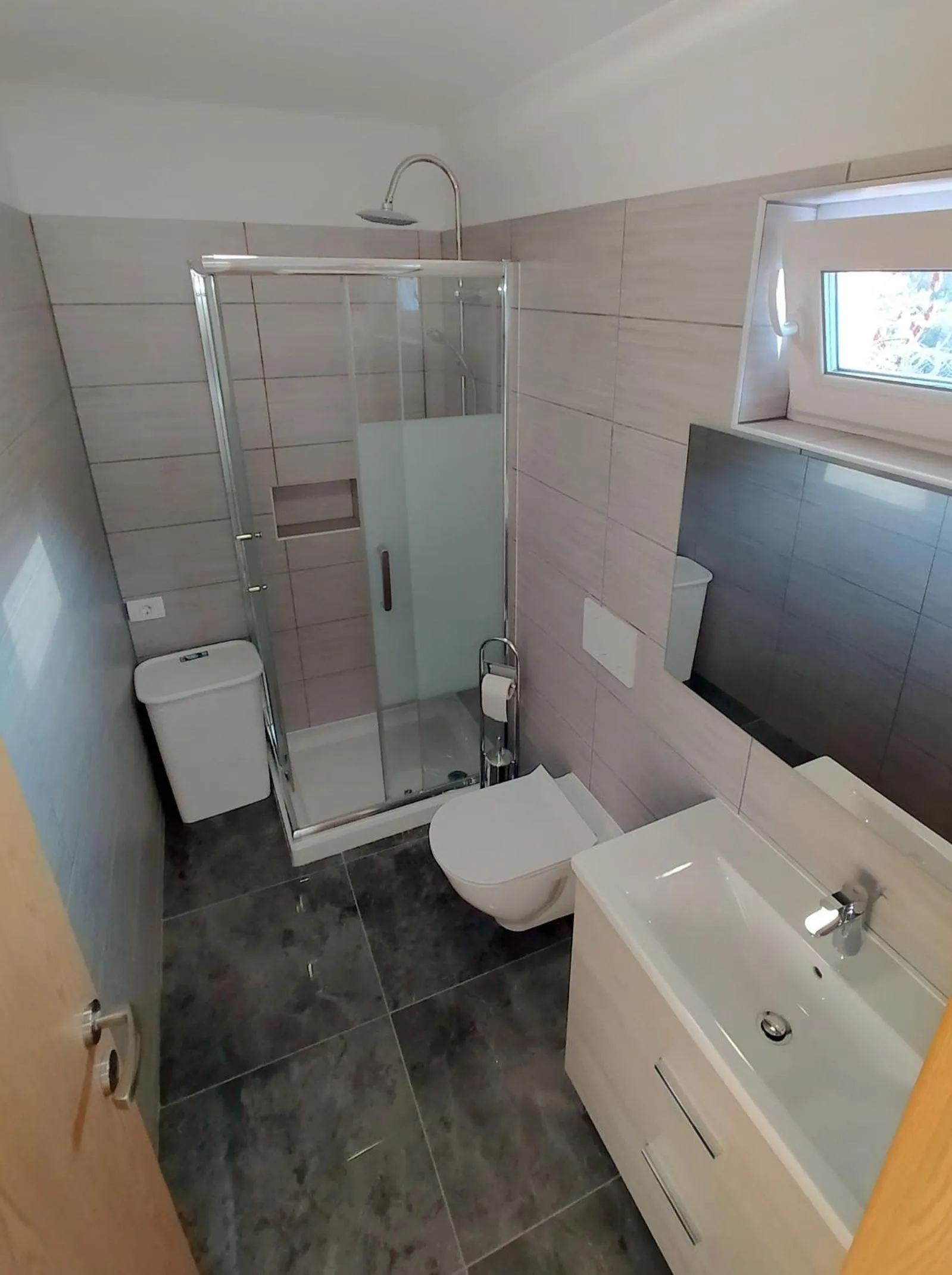 Shower in Apartmaji sončne terase - Sunny Terraces Apartments
