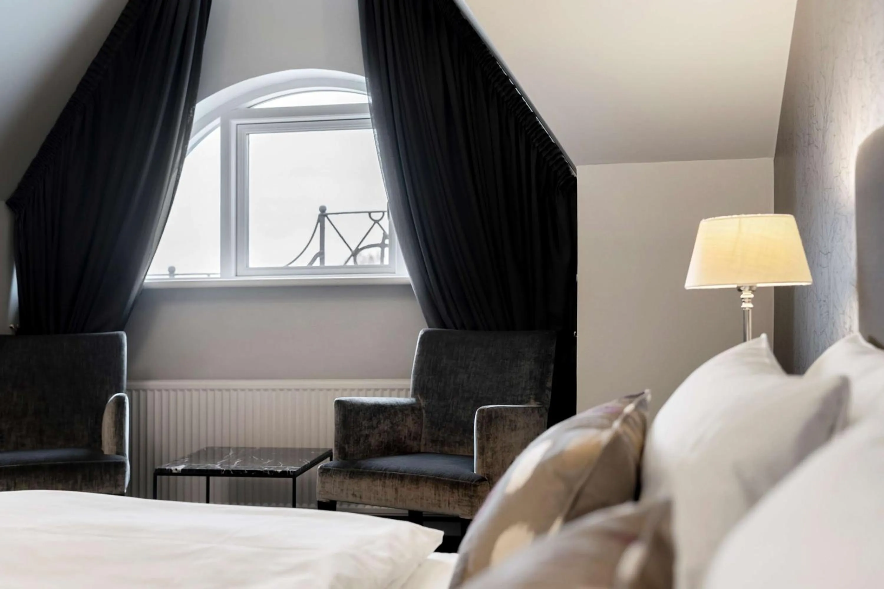 Bedroom, Bed in Hotel Kronjylland