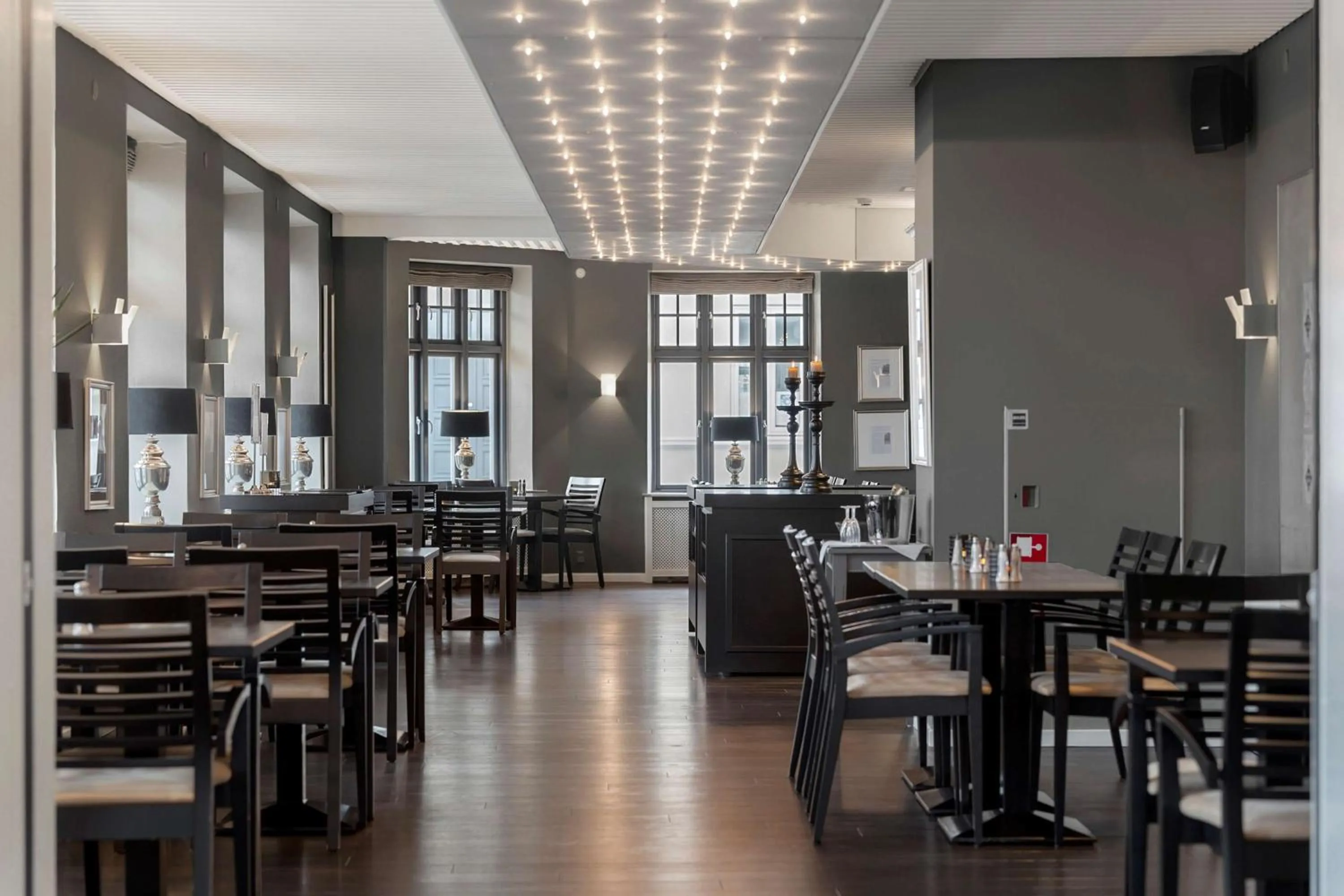 Restaurant/places to eat in Hotel Kronjylland