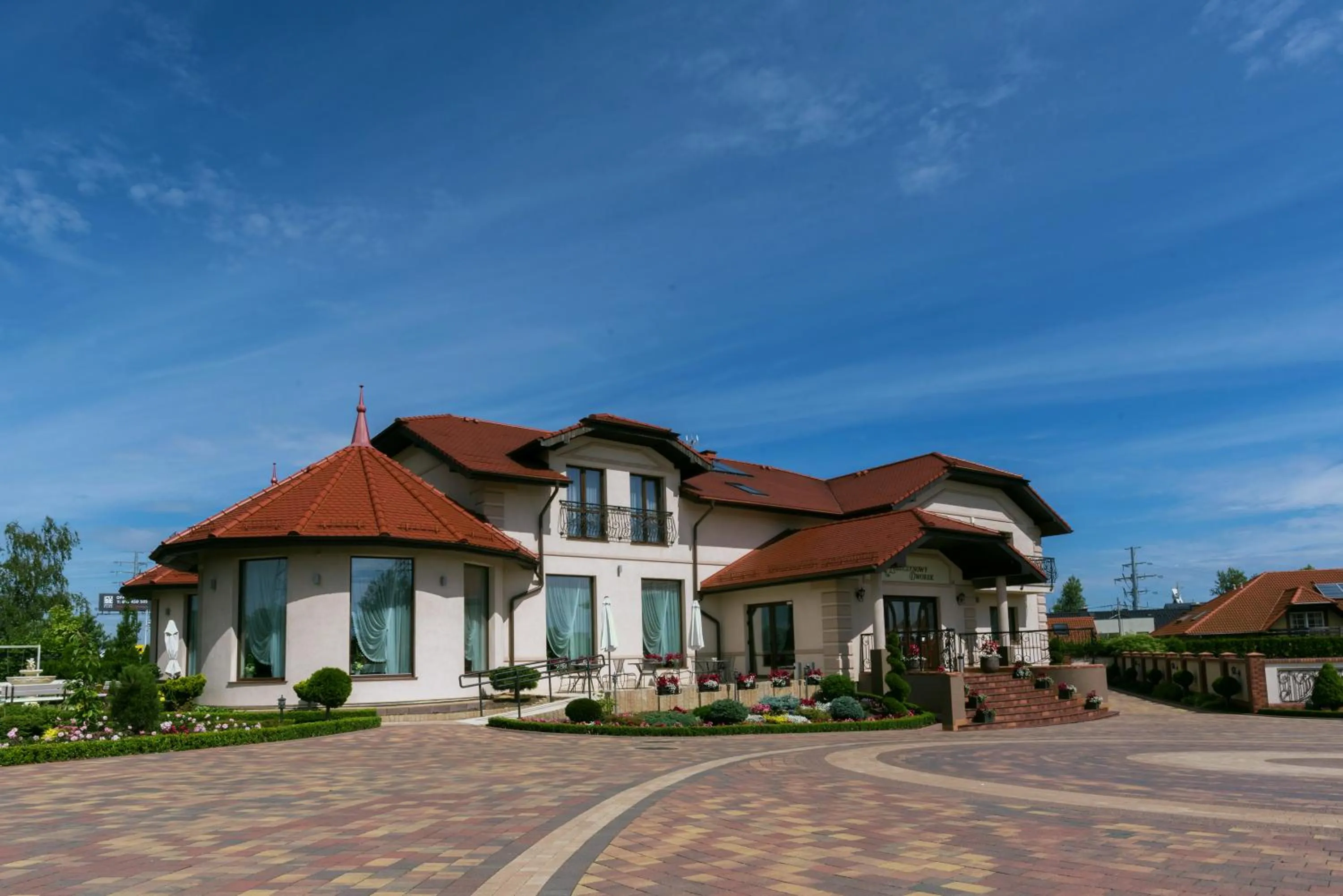 Property building in Leszczynowy Dworek