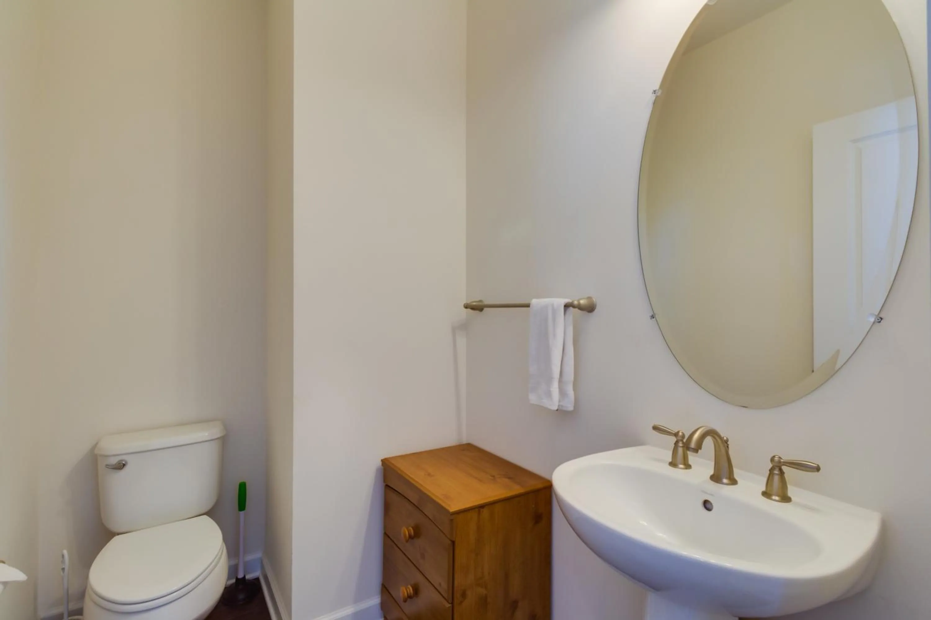 Broad Marsh Beach House