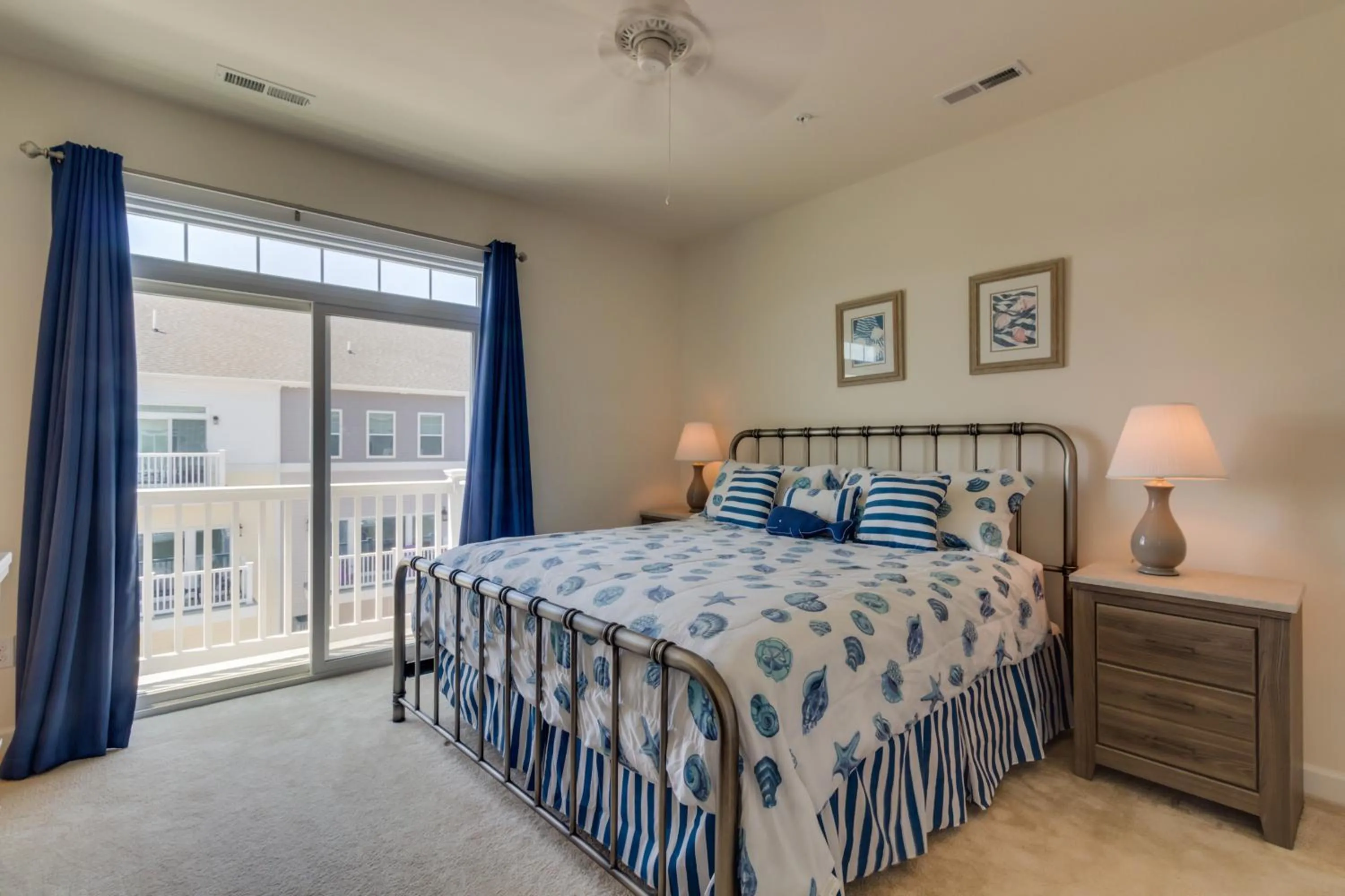 Bed in Broad Marsh Beach House