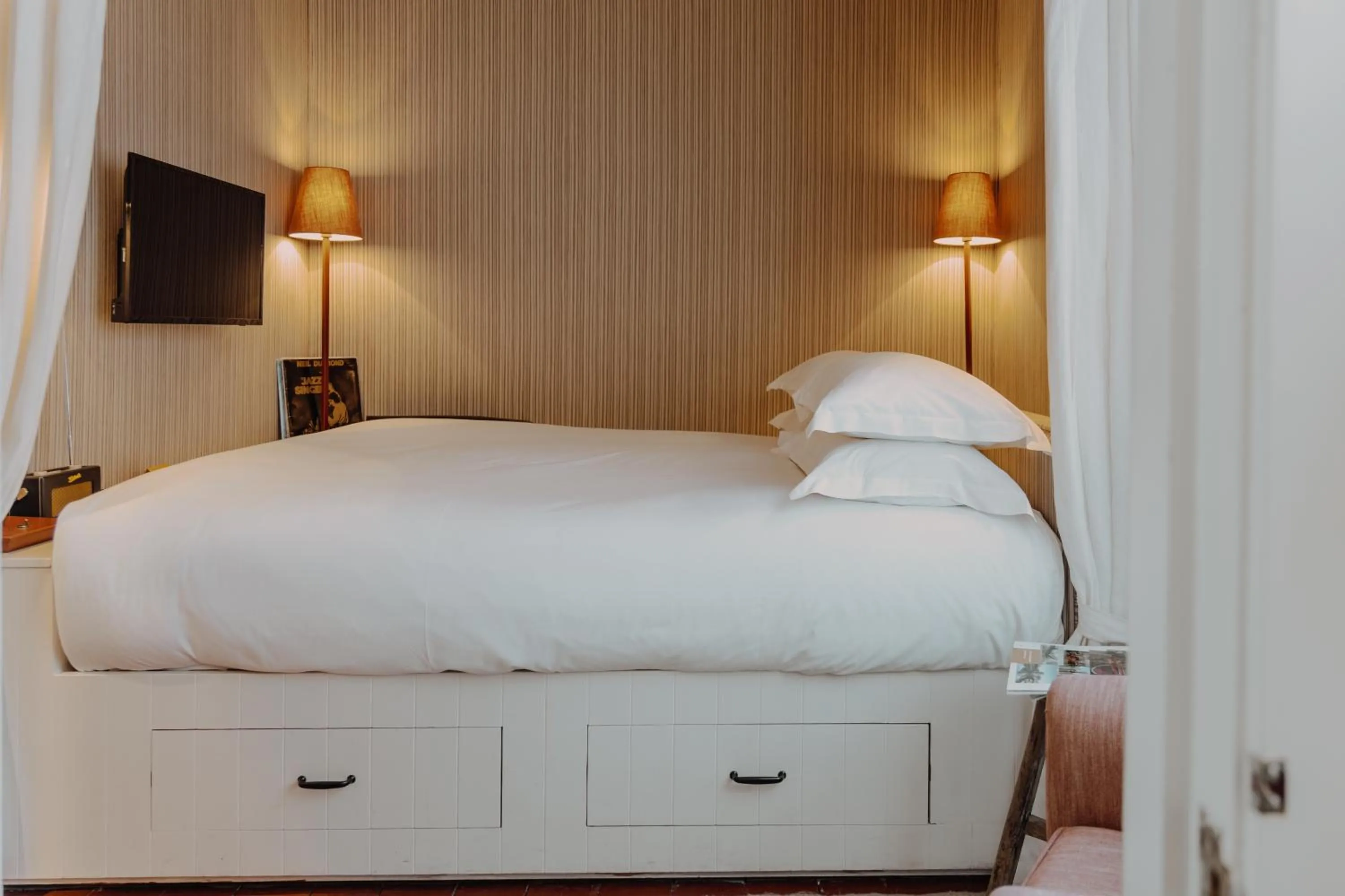 Bed in No 1 by GuestHouse, York