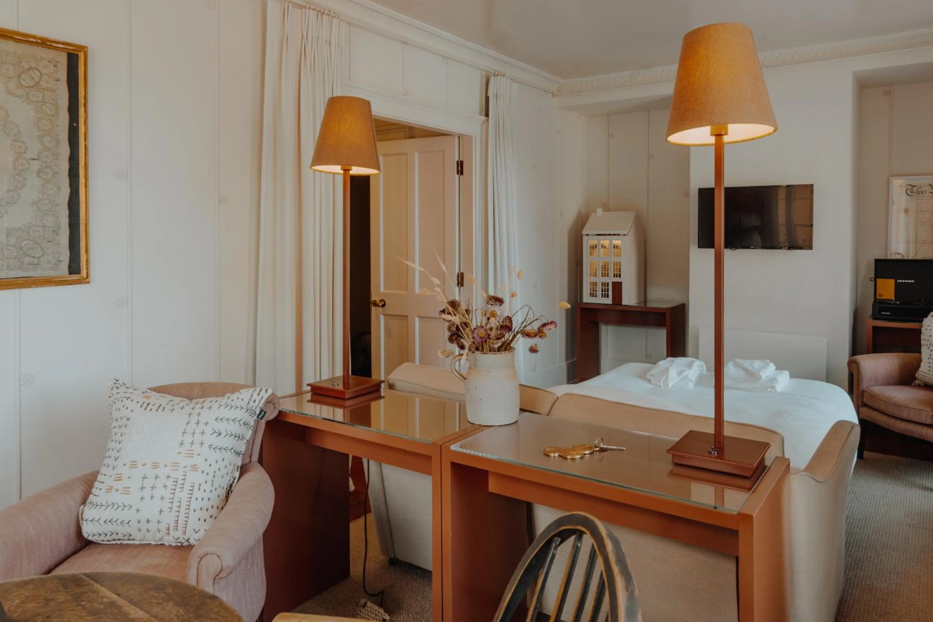 TV and multimedia, Bed in No 1 by GuestHouse, York