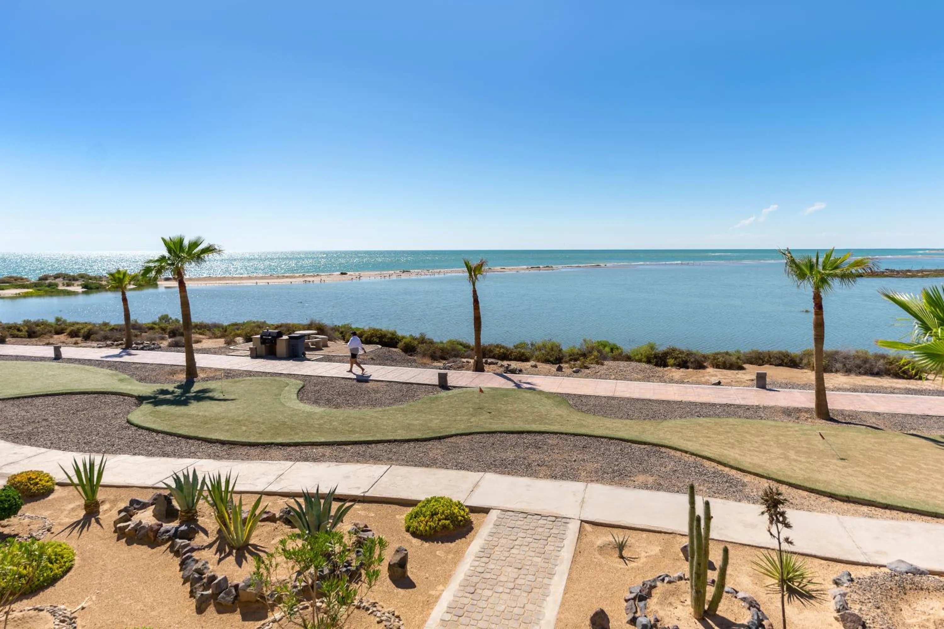 Day in Laguna Shores Resort