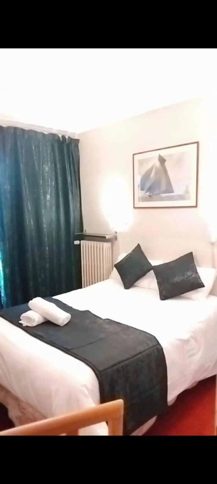 Bed in Hôtel Alexandra Centre Ville