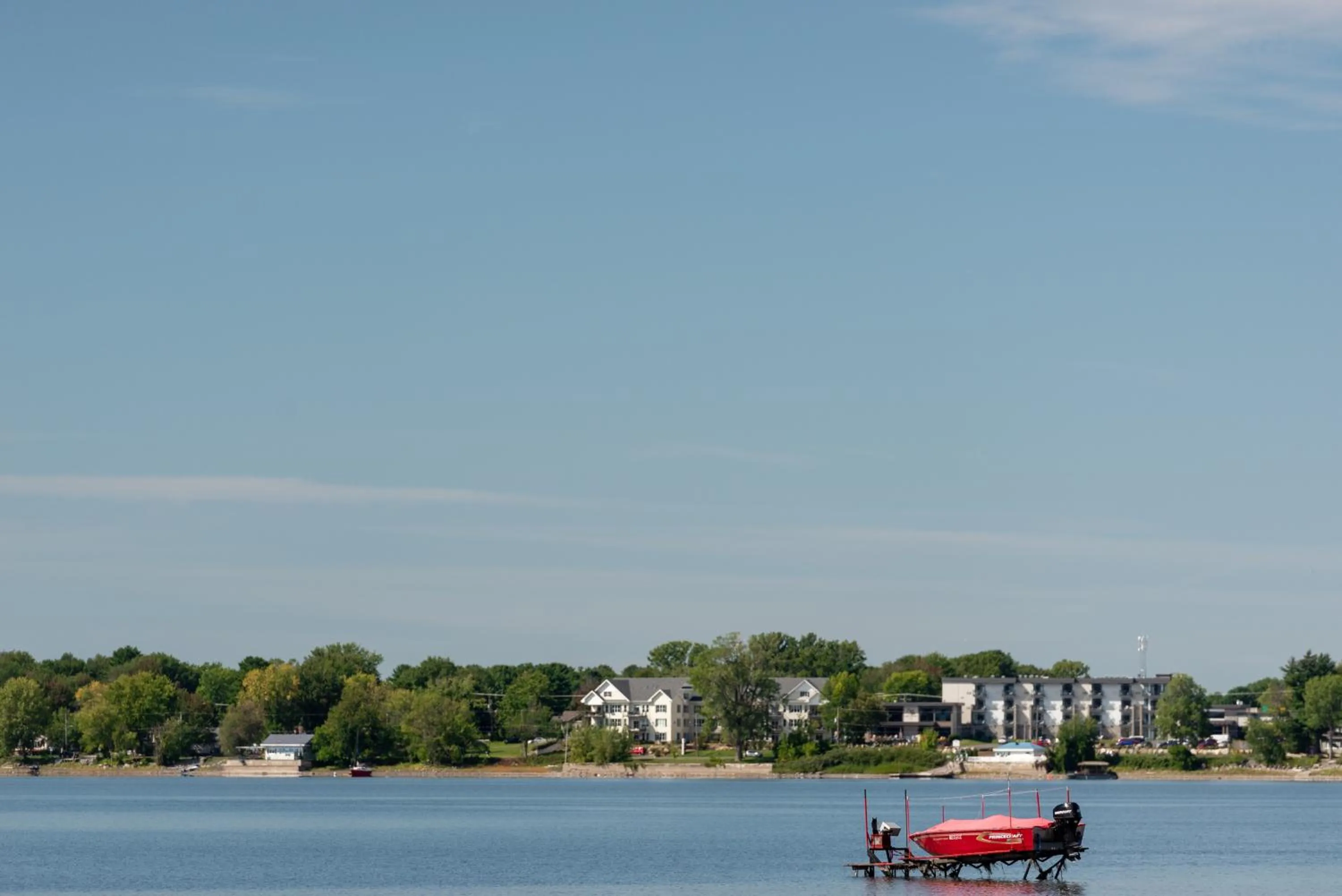 Lake view in La Cache du Lac Champlain