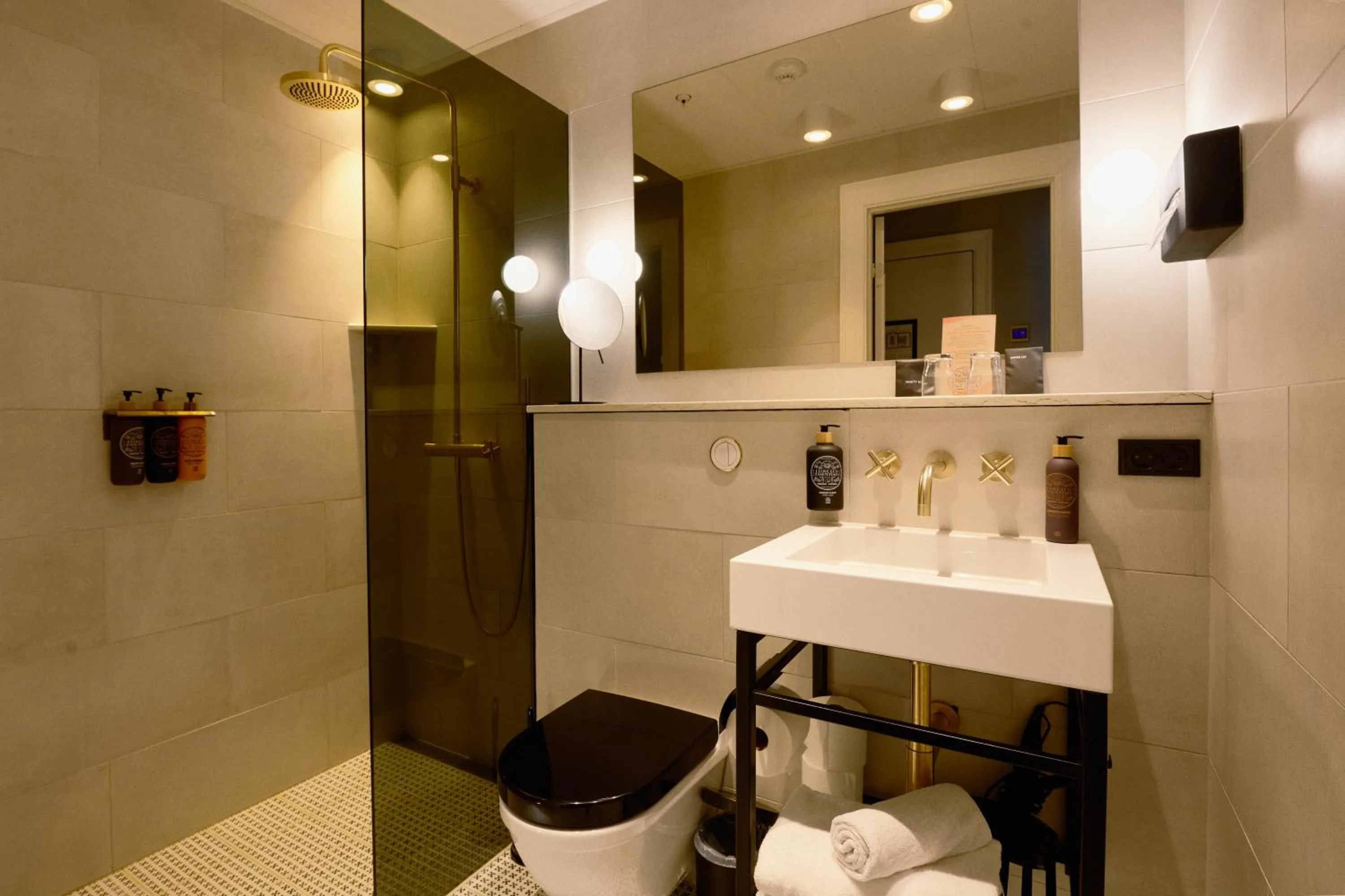 Bathroom in Hotel Skt. Annæ