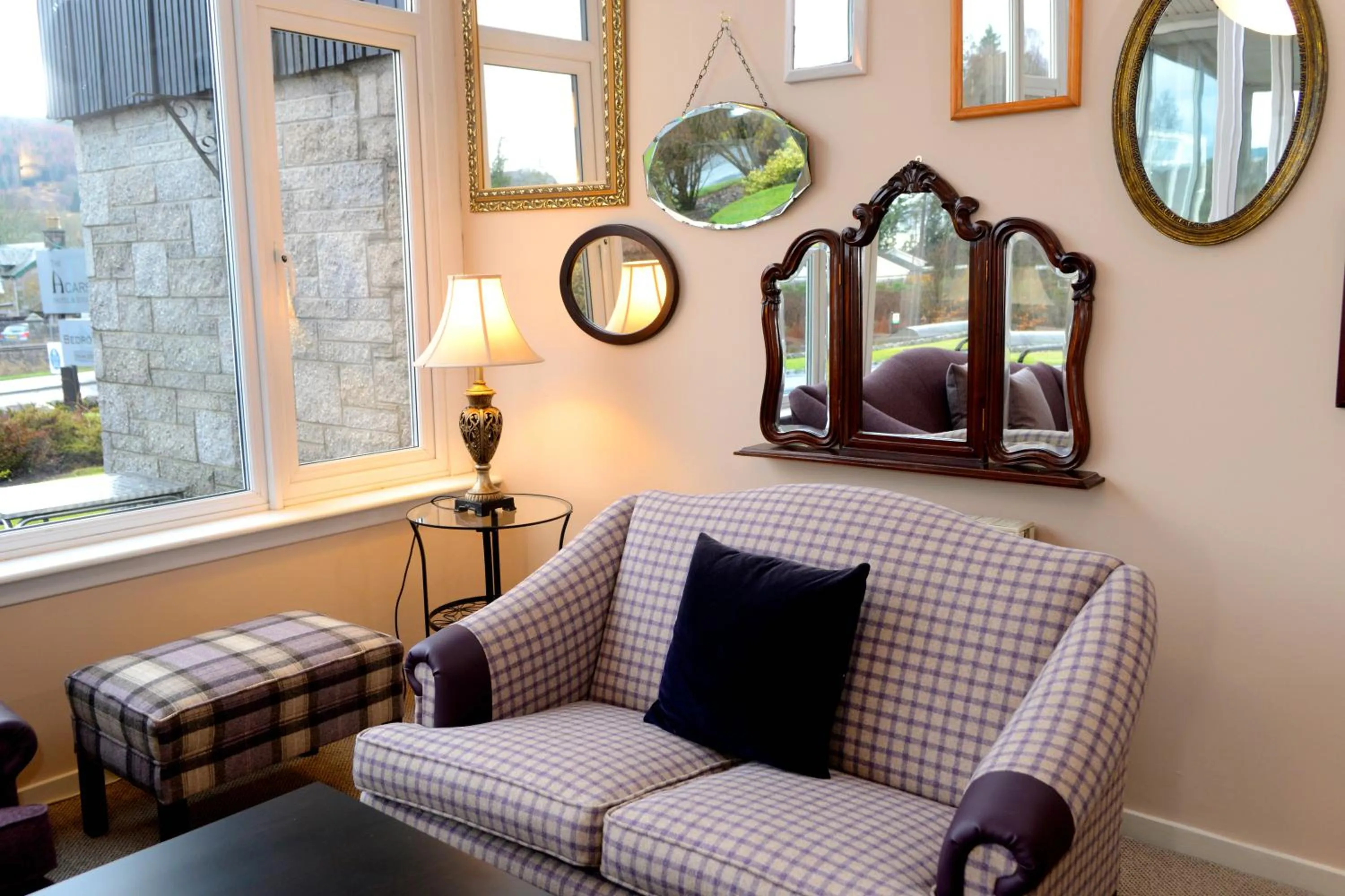 Lounge or bar in The Acarsaid - Pitlochry