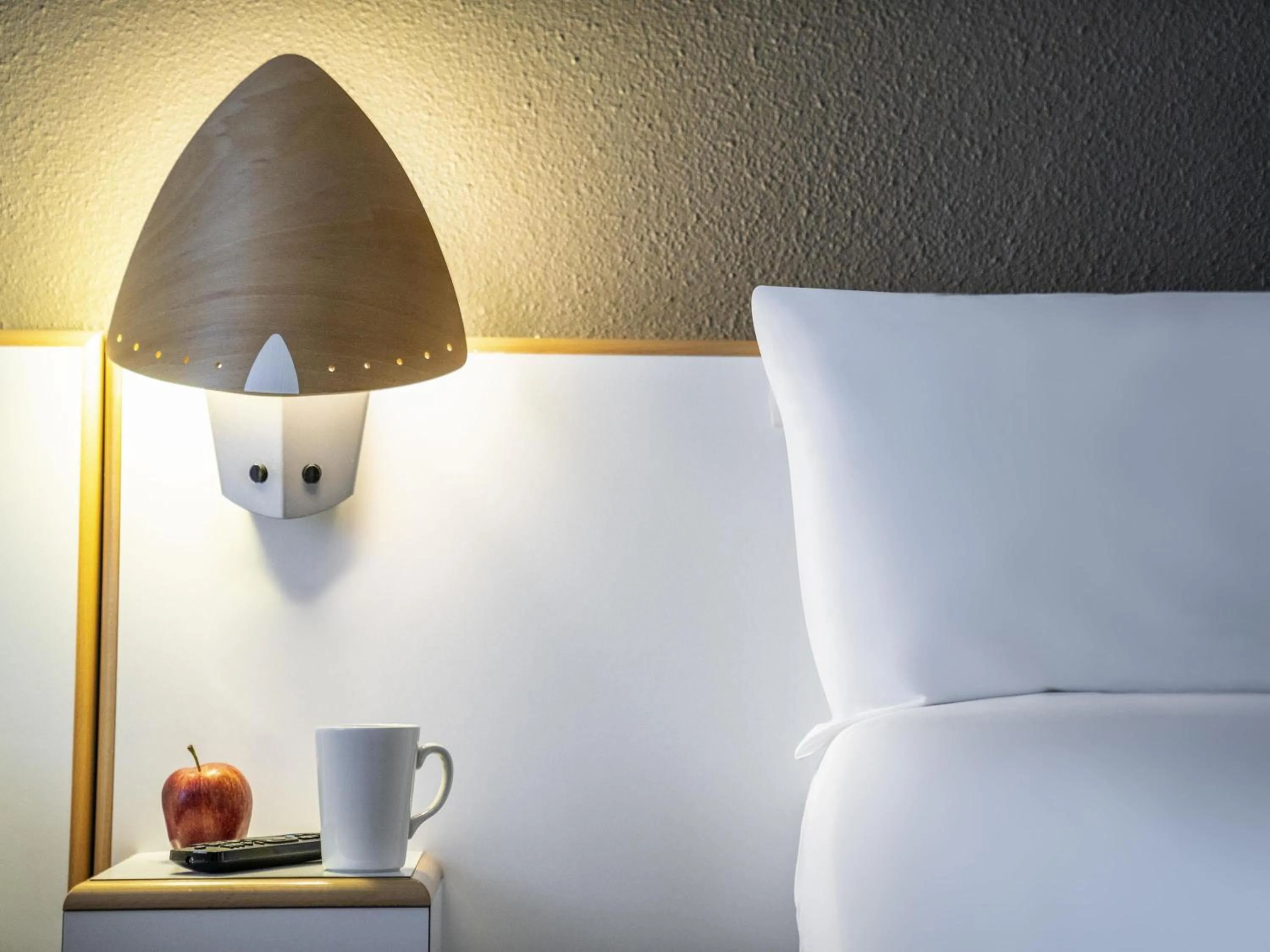 Bedroom, Bed in Novotel Glasgow Centre