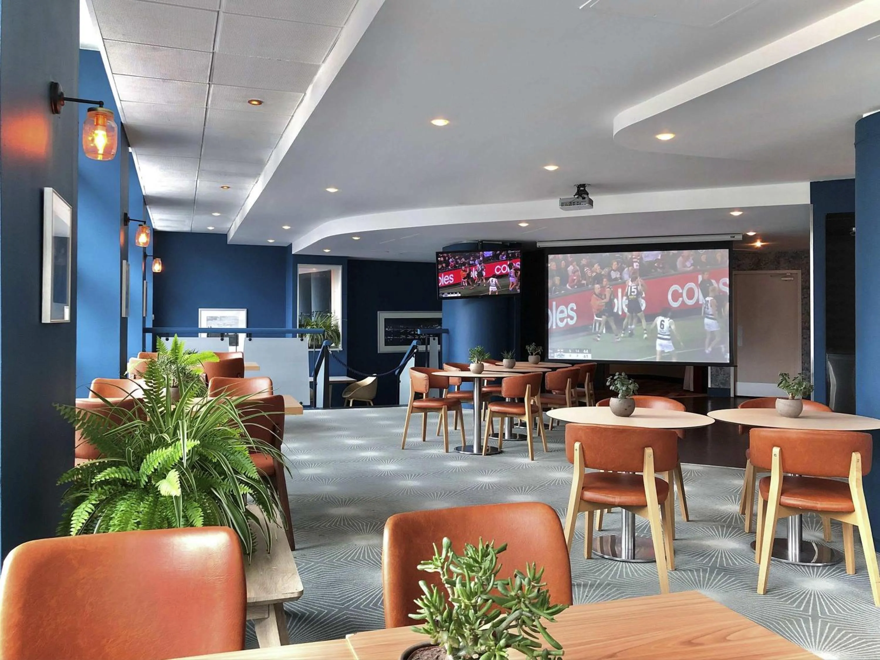 Lounge or bar in Novotel Glasgow Centre