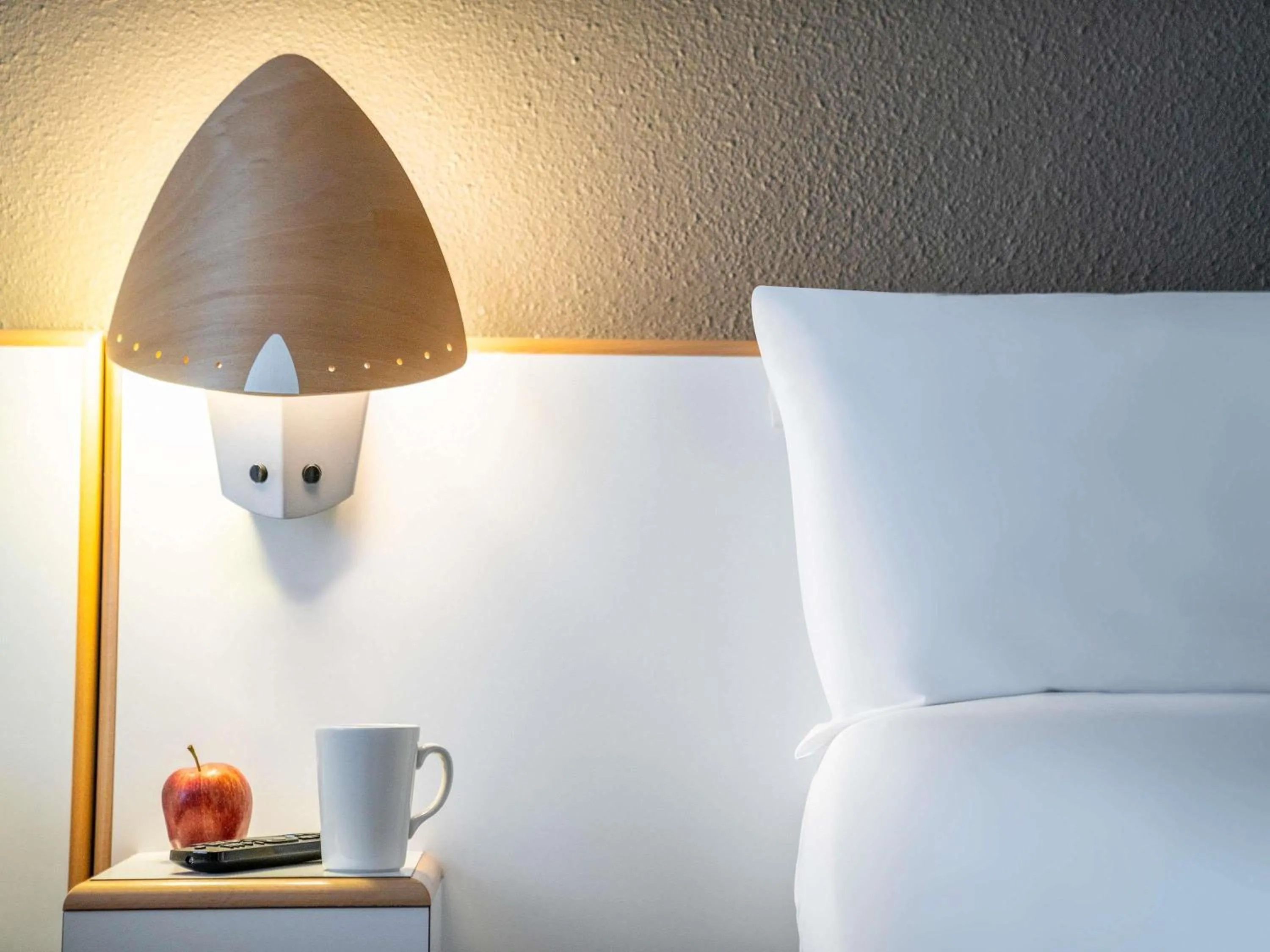 Bedroom, Bed in Novotel Glasgow Centre