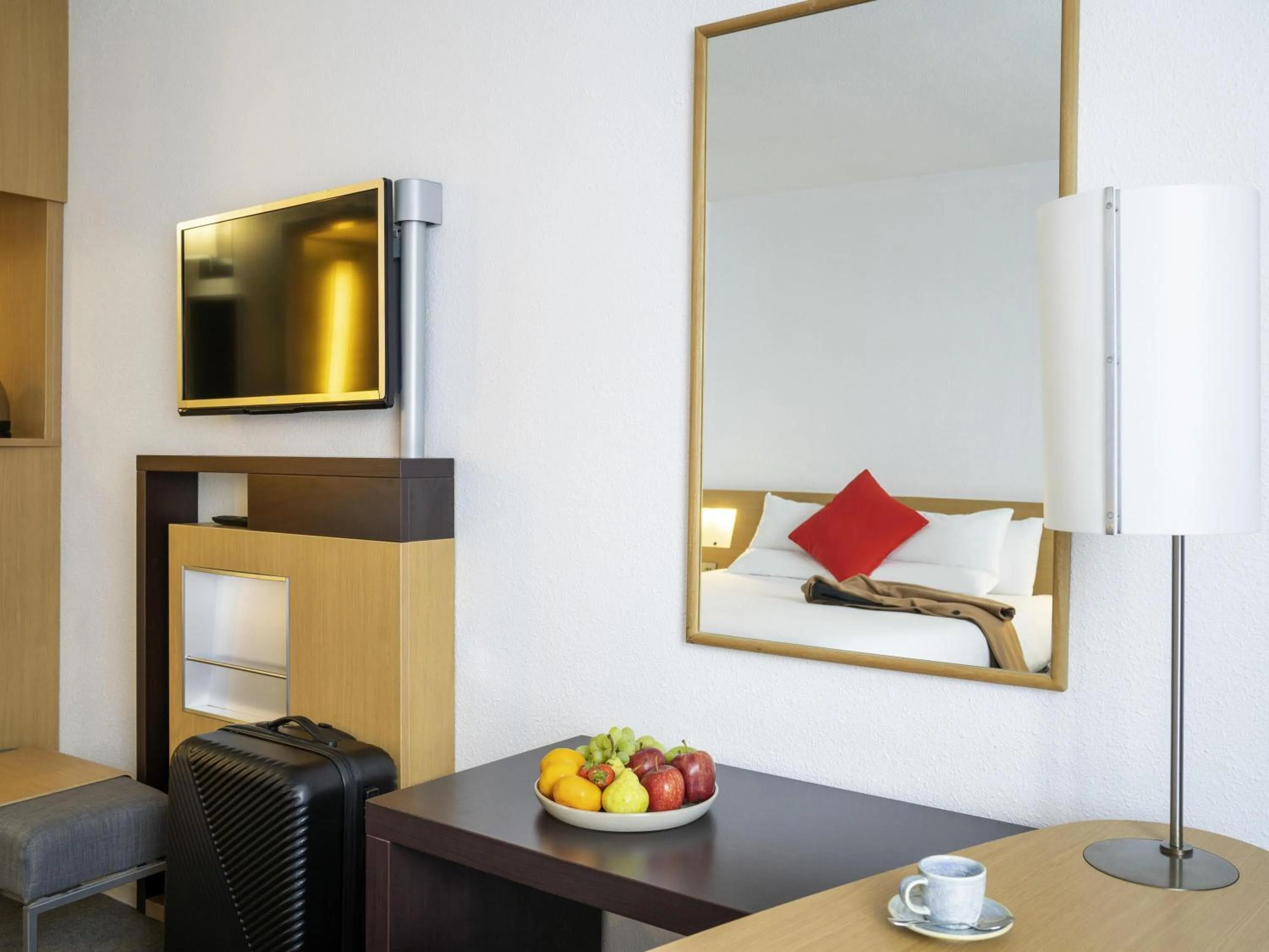 Bedroom in Novotel Glasgow Centre