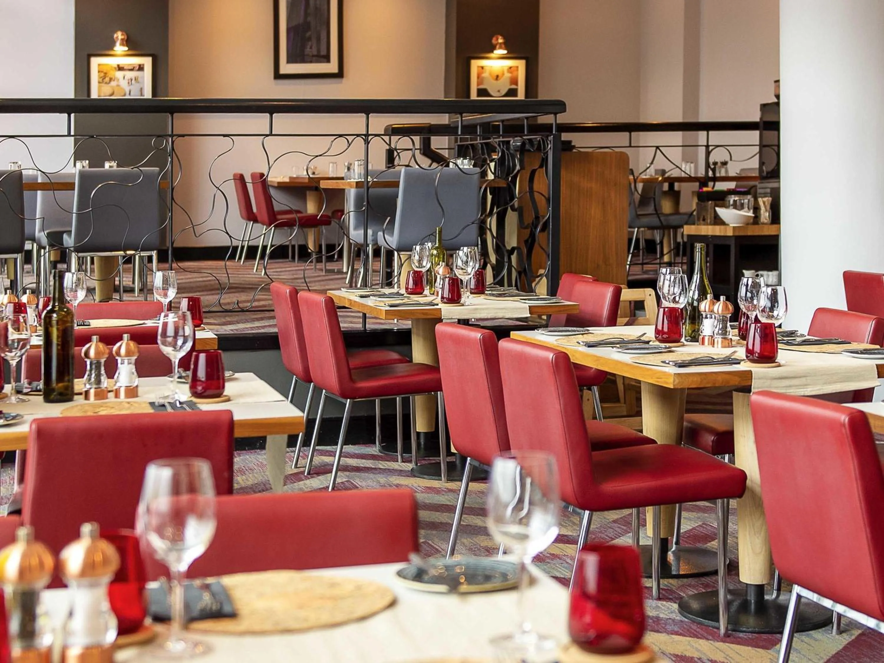 Restaurant/places to eat in Novotel Glasgow Centre