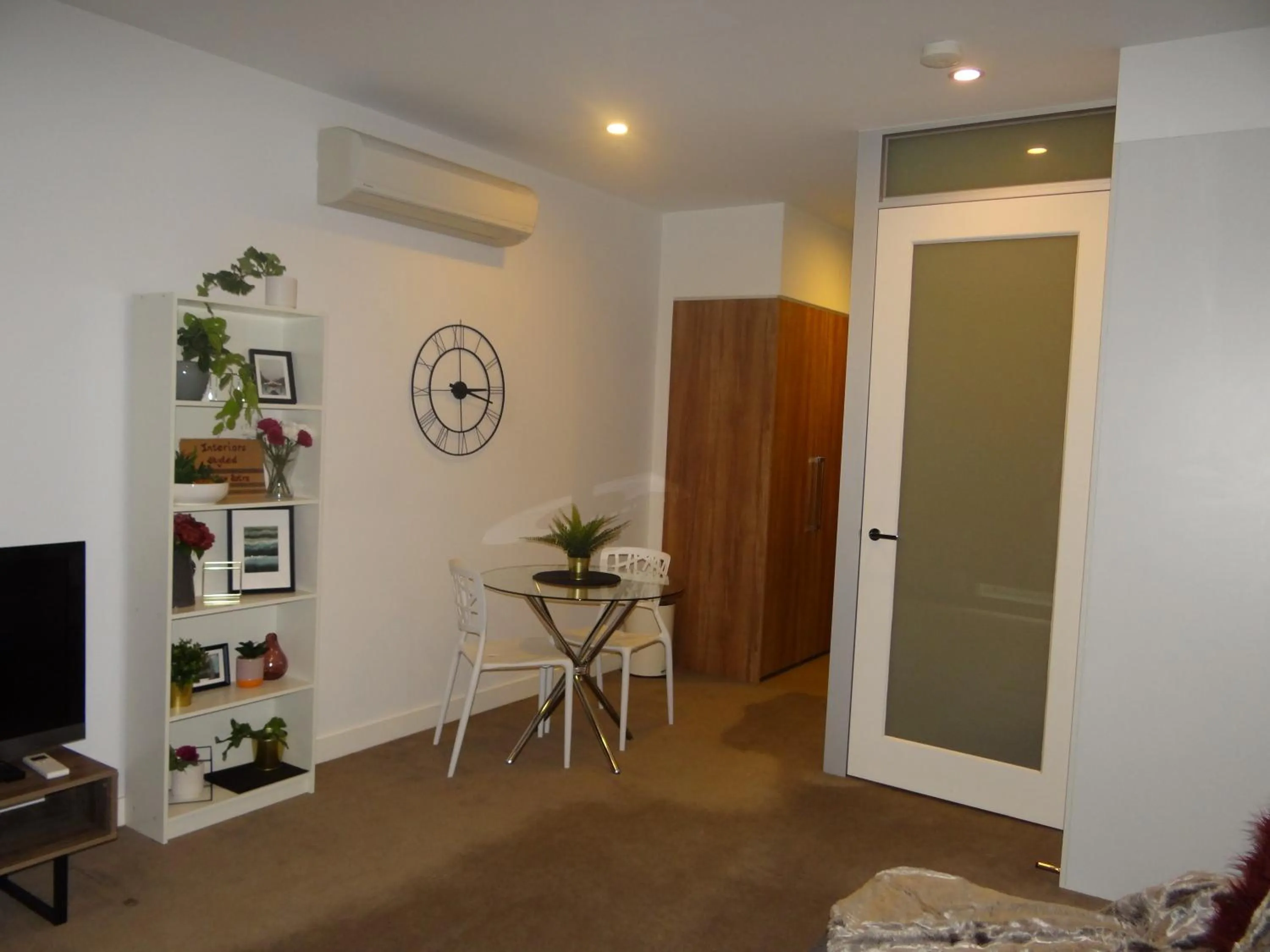 Living room in Amazing Accommodations: Vogue