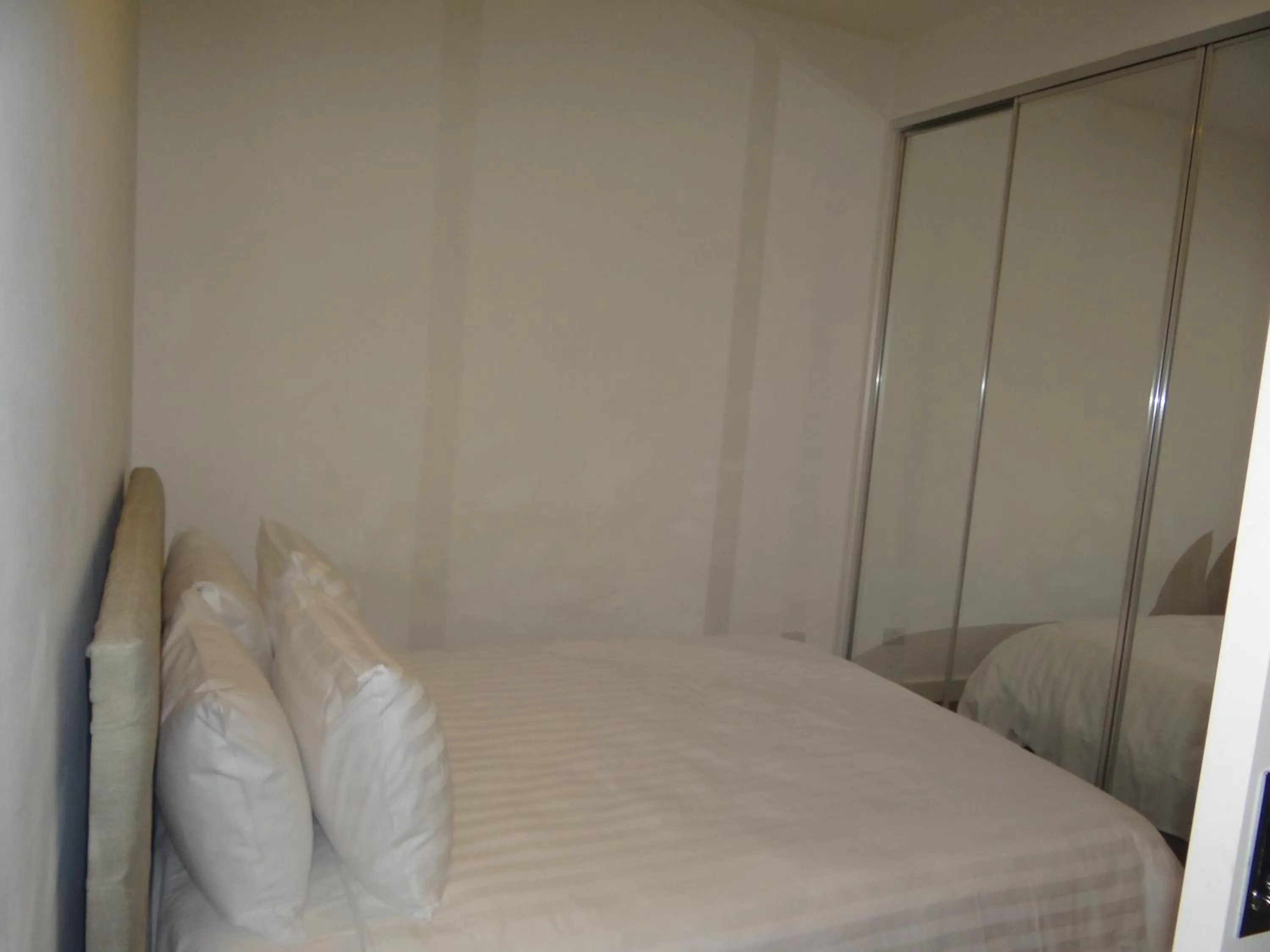 Bedroom, Bed in Amazing Accommodations: Vogue