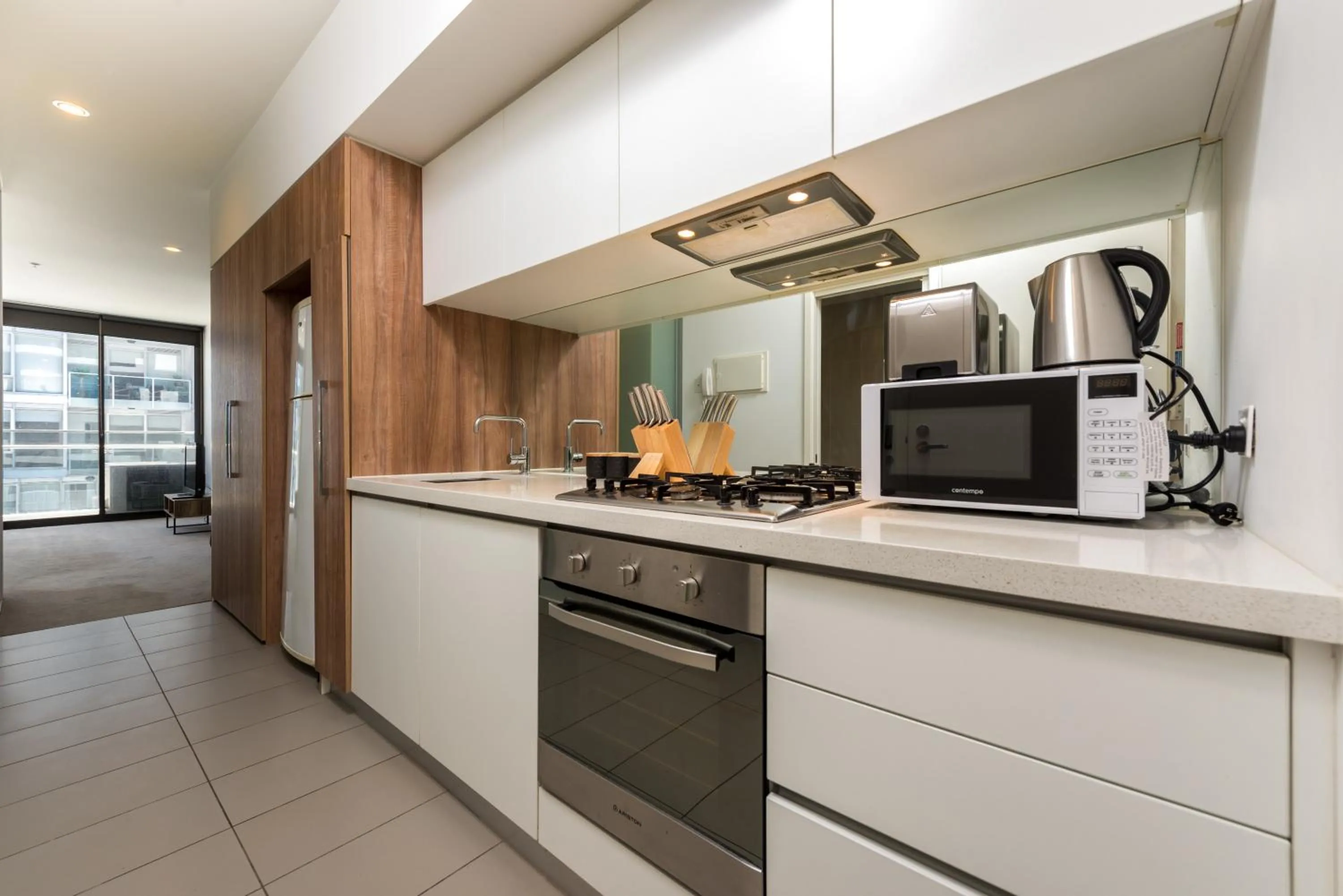 Kitchen or kitchenette in Amazing Accommodations: Vogue