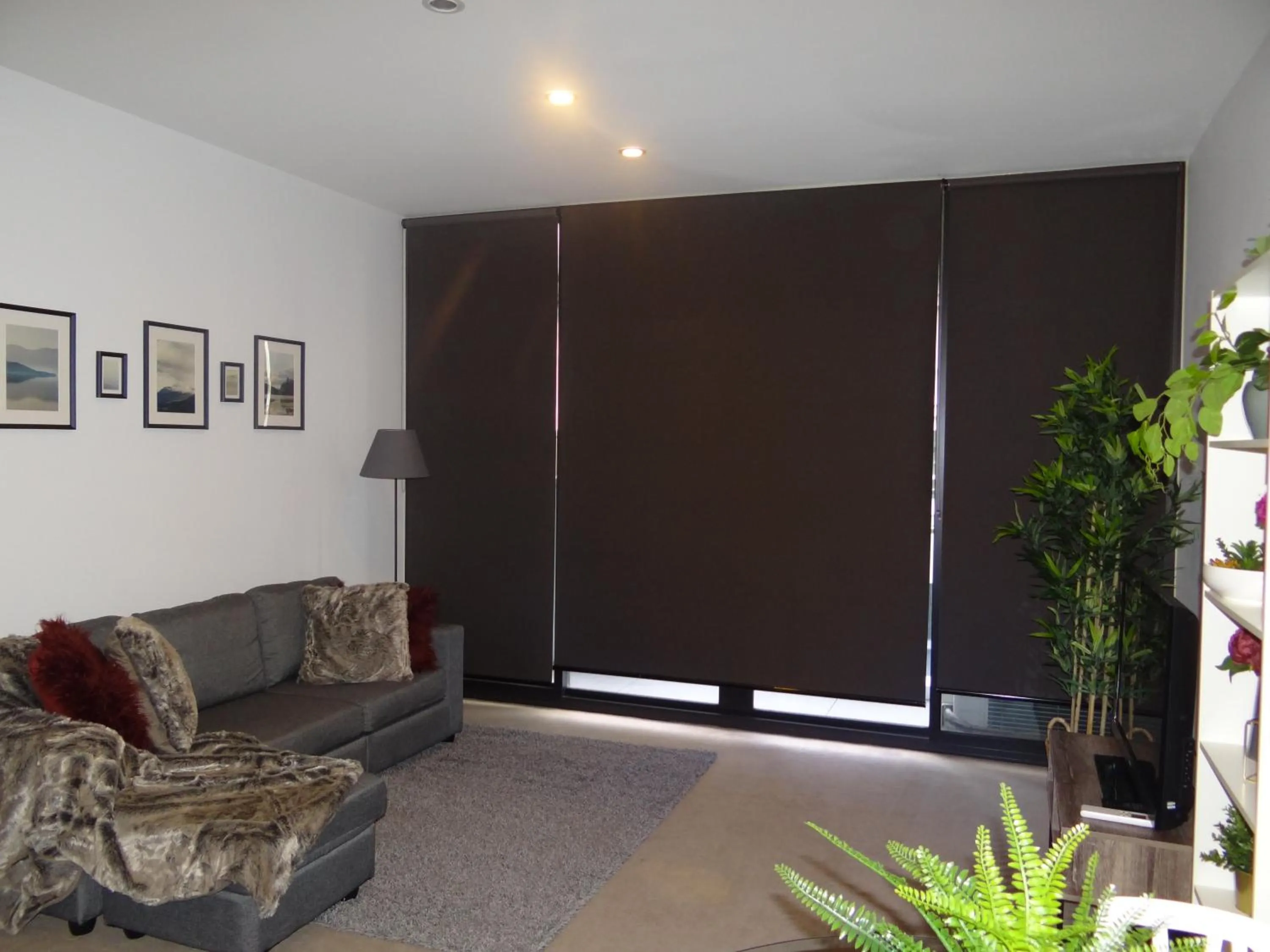 Living room in Amazing Accommodations: Vogue