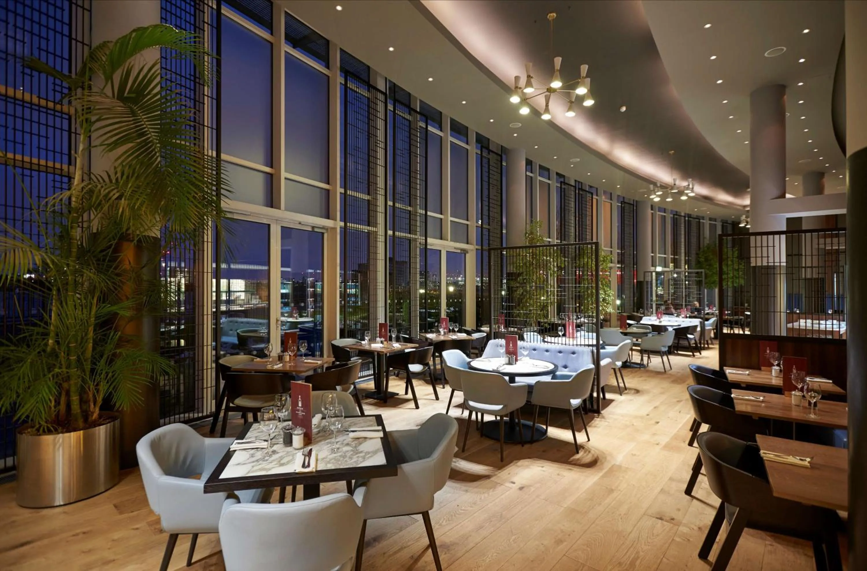 Restaurant/places to eat in DoubleTree By Hilton London Excel
