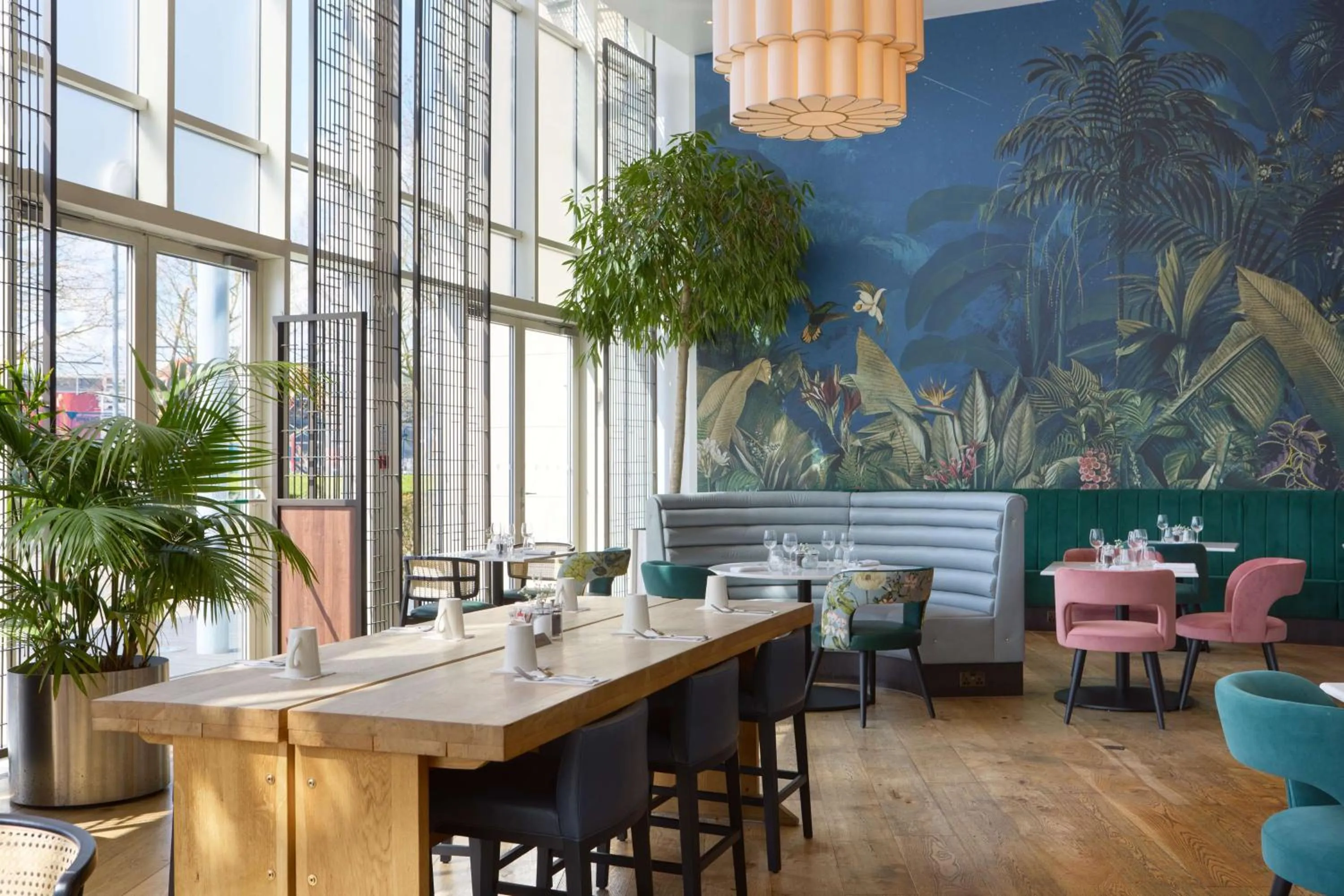 Restaurant/places to eat in DoubleTree By Hilton London Excel