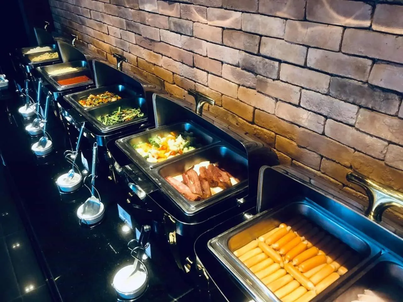 Food in Cresco Hotel Buriram