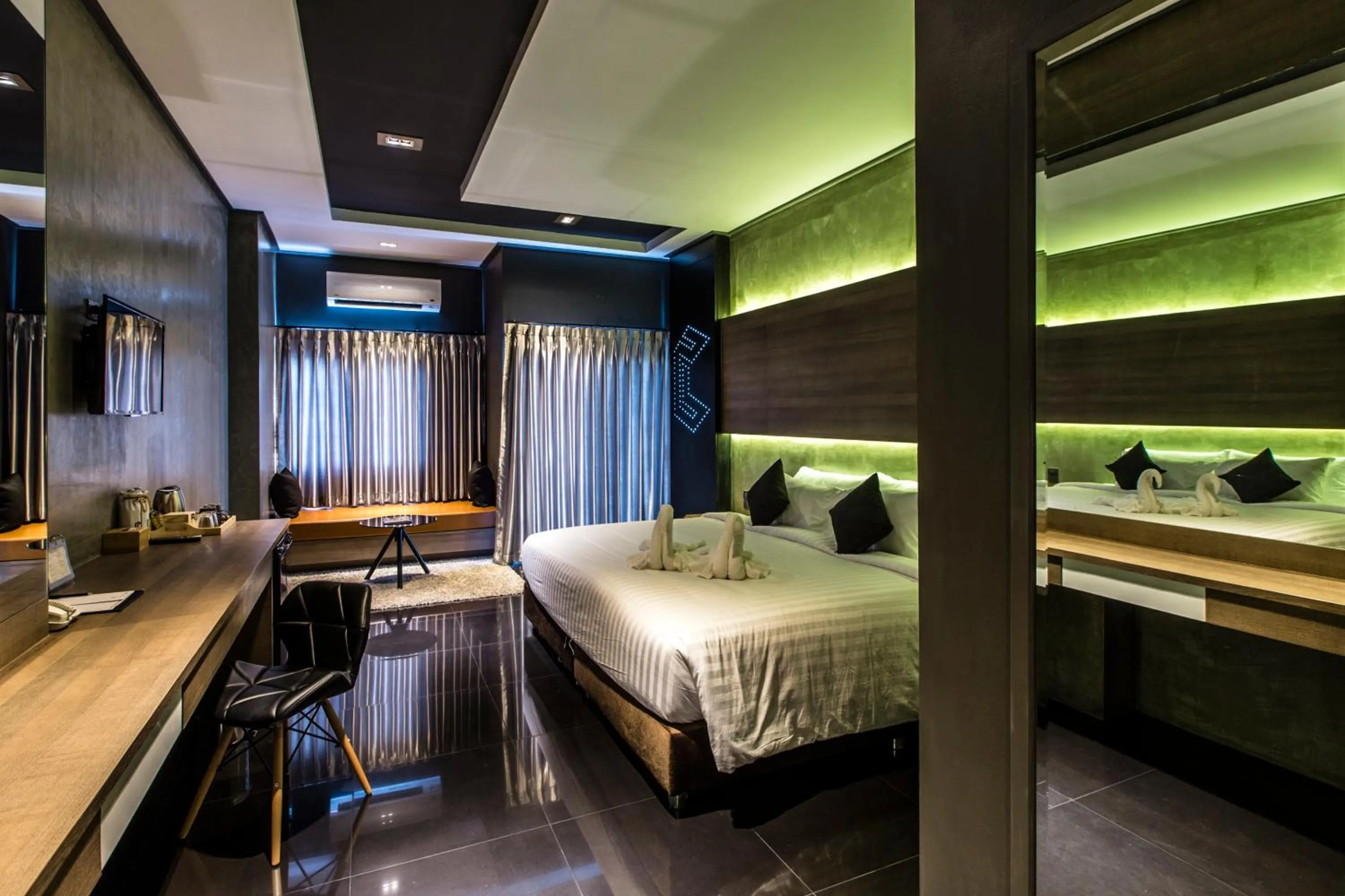 Photo of the whole room, Bed in Cresco Hotel Buriram