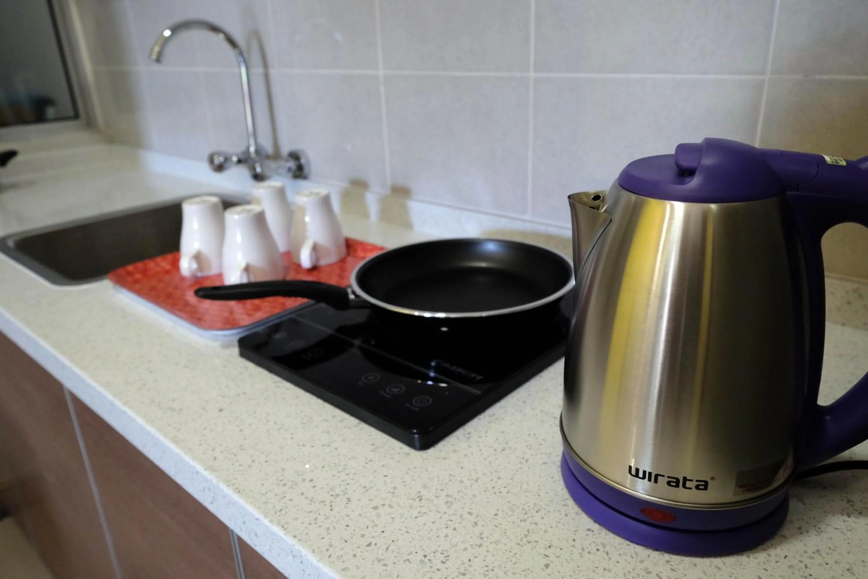 Kitchen or kitchenette in Play Residence at Golden Hills