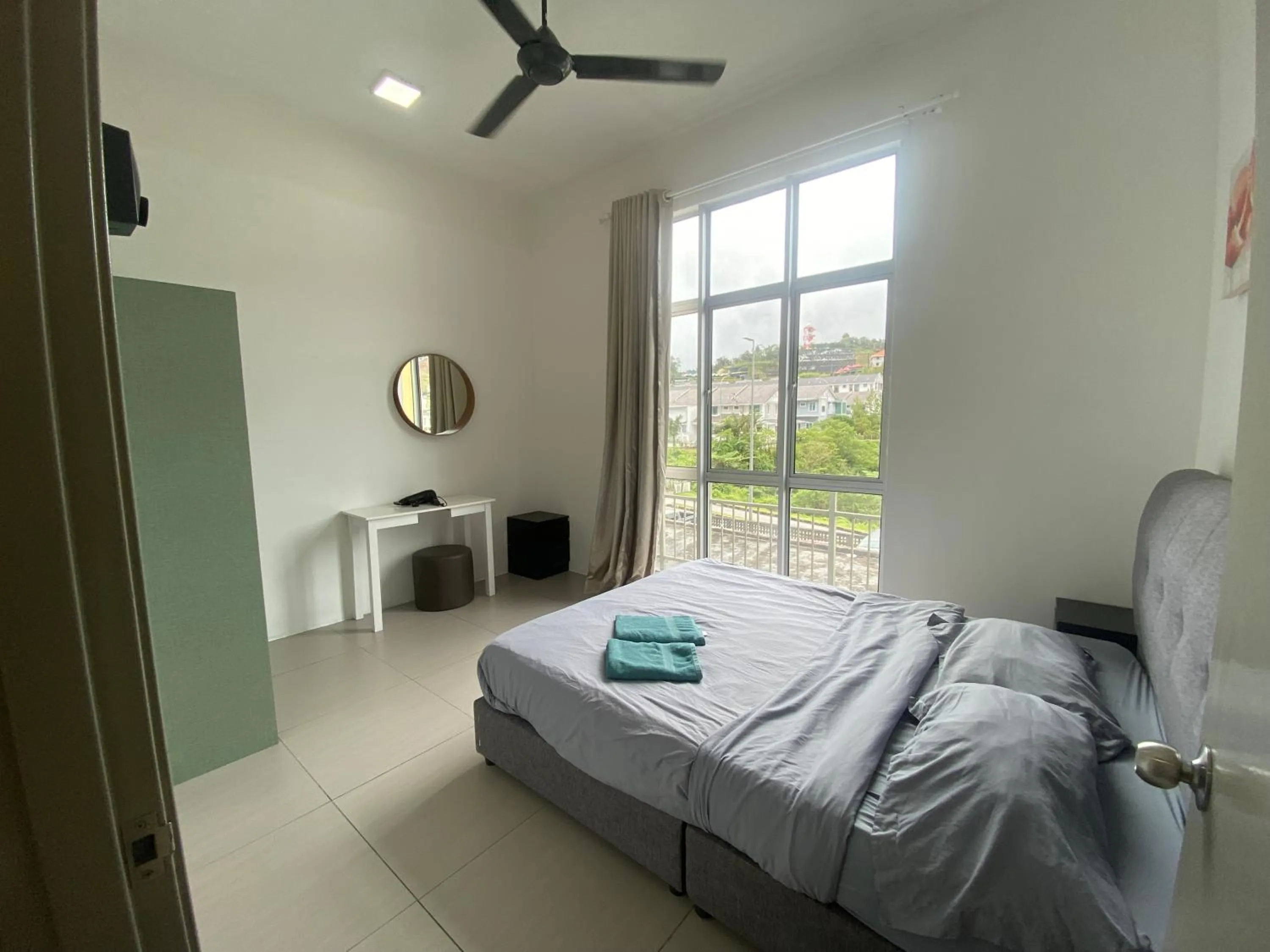 Bedroom, Bed in Play Residence at Golden Hills